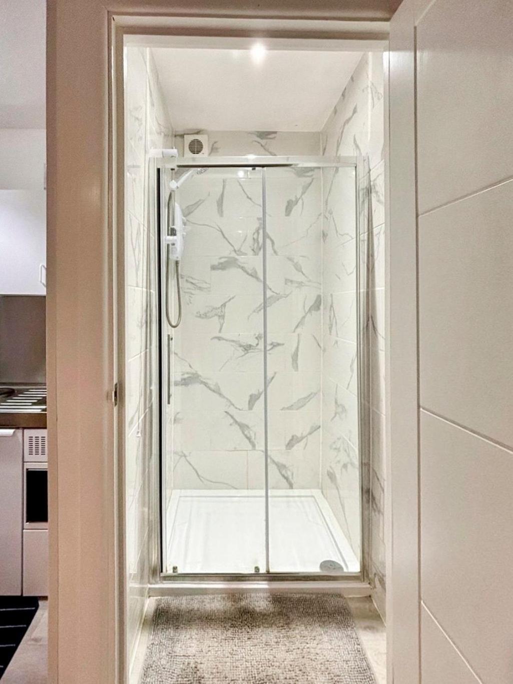 Perfect For Explorer Apartment