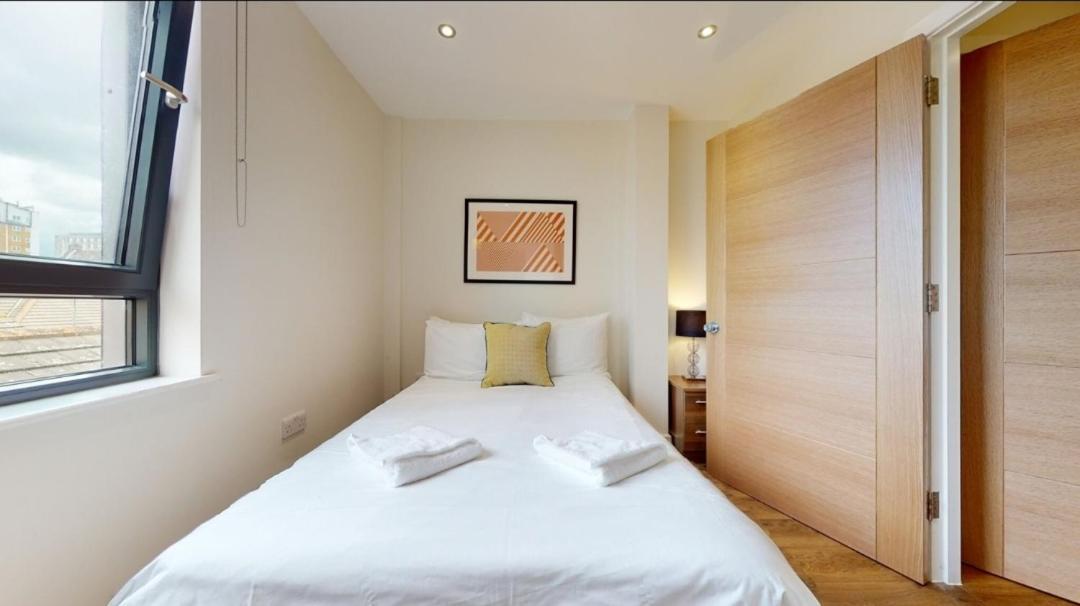 Modern 2 Bedroom Canary Wharf O2 Arena Excel - Great Transport Links Apartment