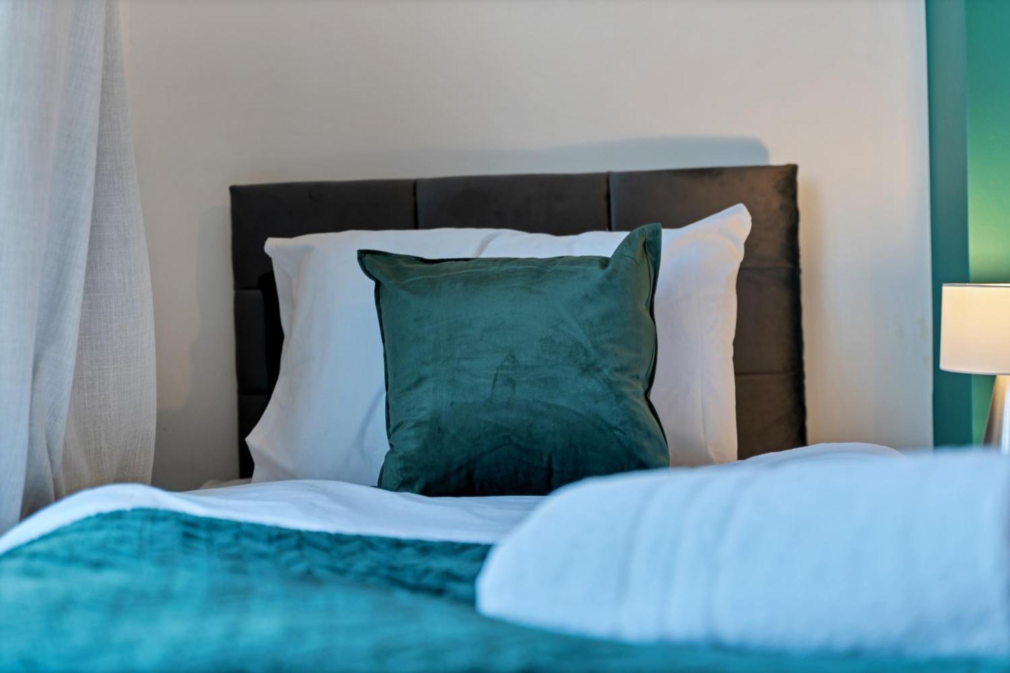 2 Bed Serviced Streatham