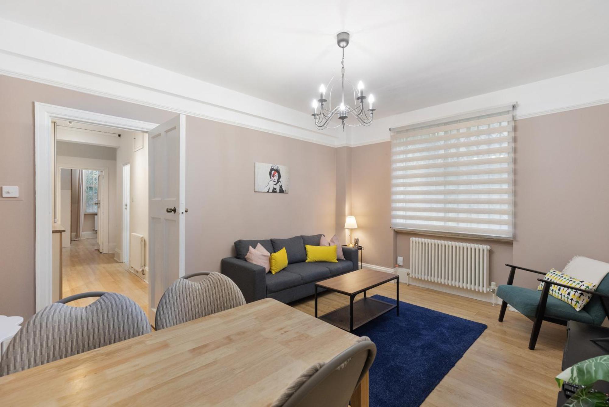 Kenton Court