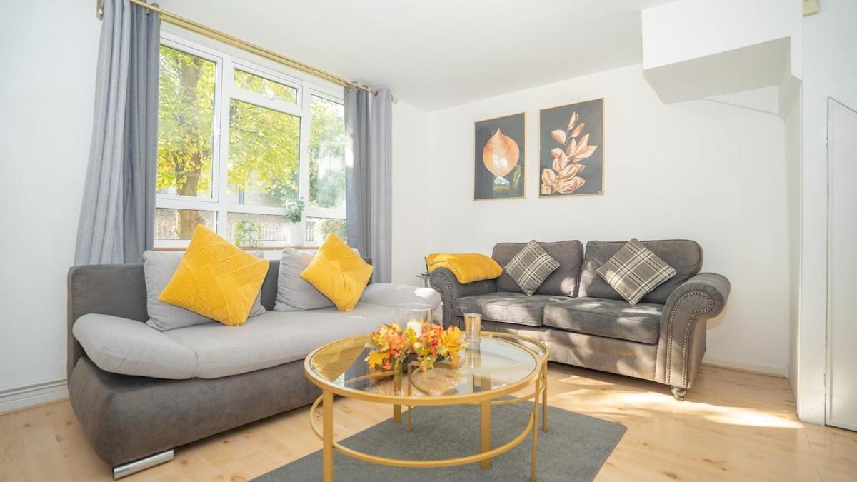 Golden Maisonette Next To Camden Town With Private Parking Apartment