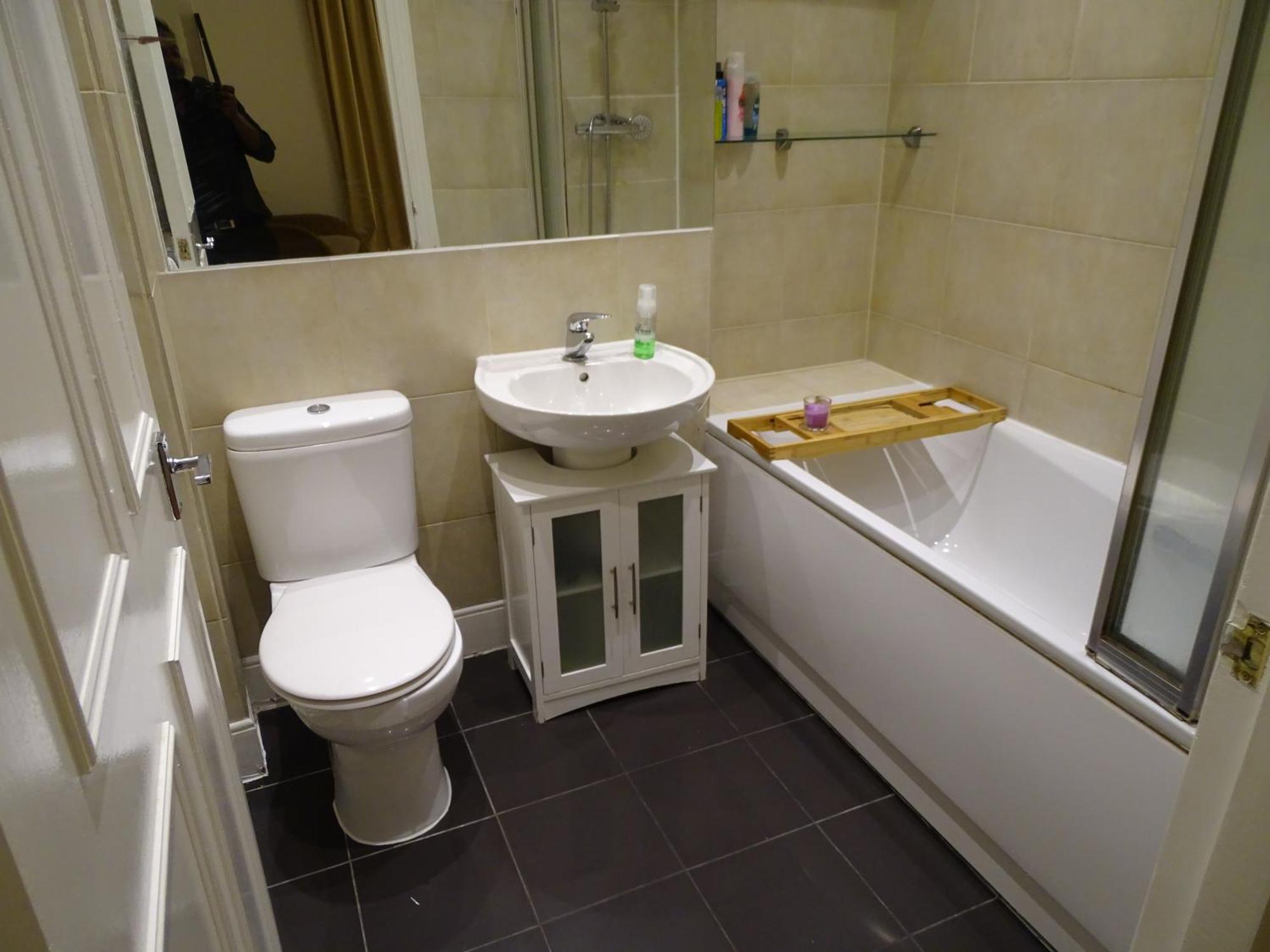 Homestay Large En-suite Hyde Park London