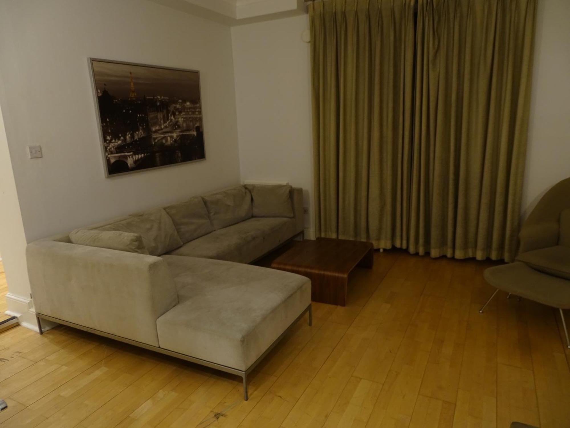 Large En-suite Hyde Park London