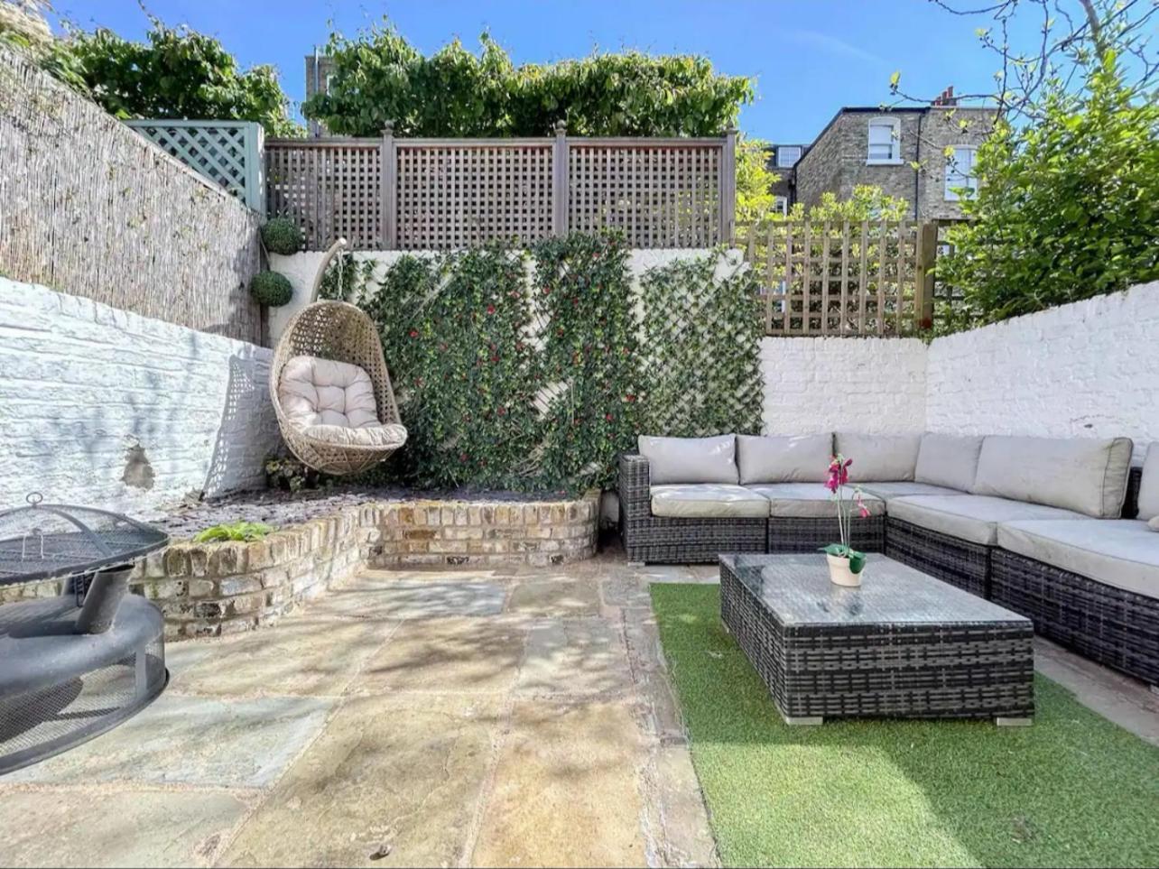 Entire 3 Bed Town House, Chelsea, Apartment