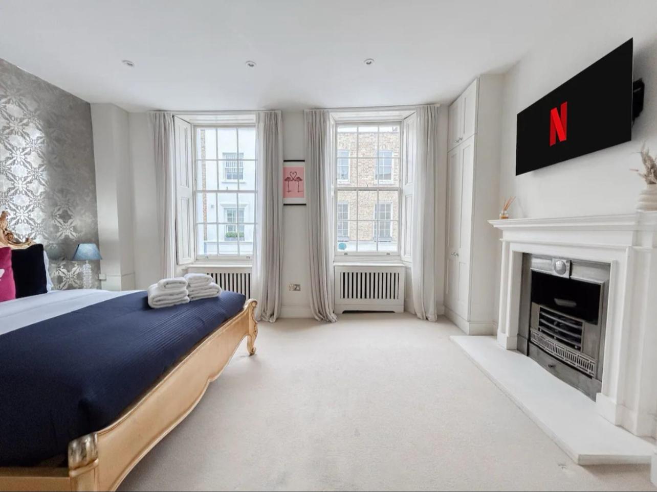 Entire 3 Bed Town House, Chelsea, * London