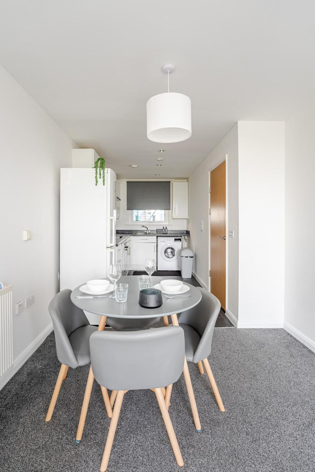 1 Bedroom In Tottenham 20 Mins To & London