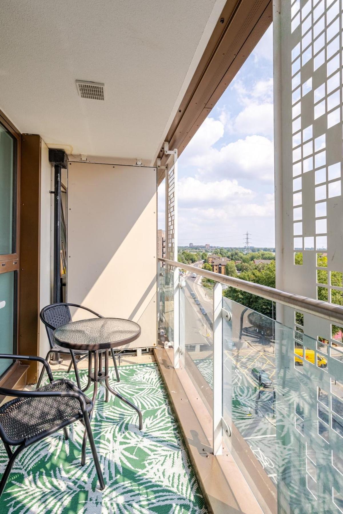 1 Bedroom In Tottenham 20 Mins To & Apartment *