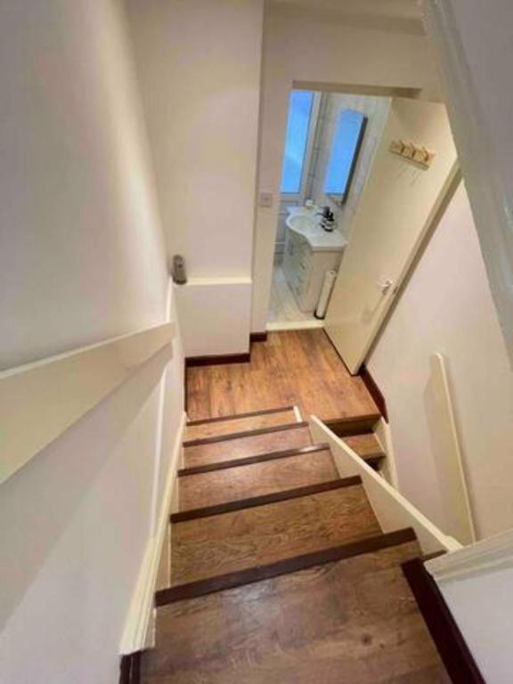Fitzrovia Retreat Near Iconic Attractions!