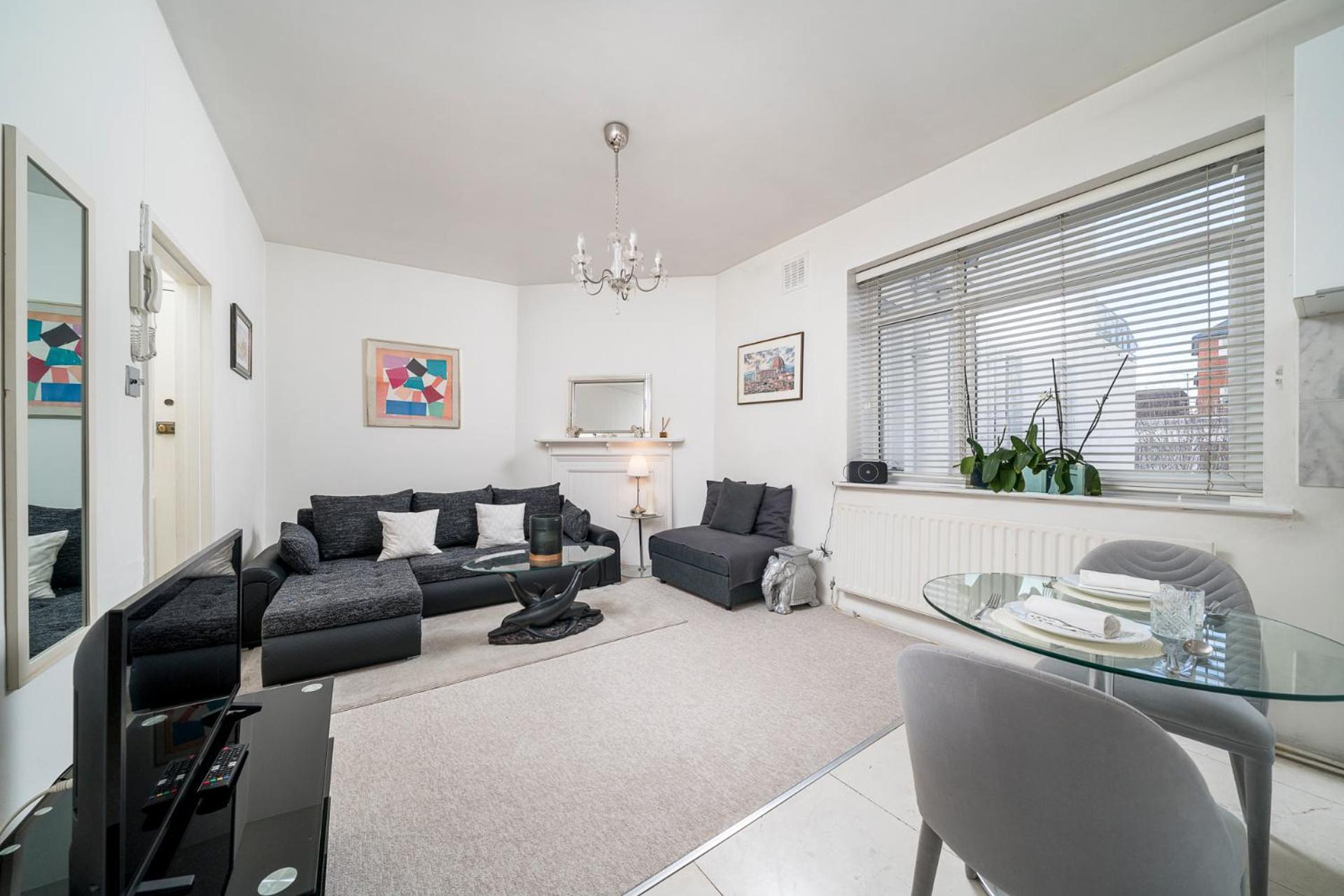 Modern & Elegant Chelsea Apartment, Prime Location, Near Harrods, Knightsbridge & Imperial College Apartment