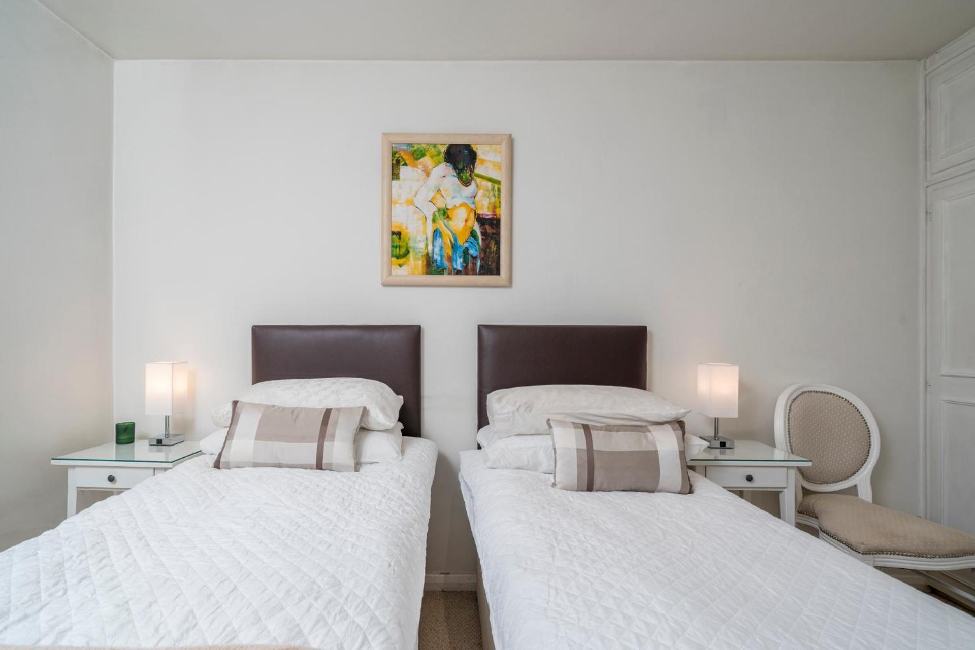 Modern & Elegant Chelsea Apartment, Prime Location, Near Harrods, Knightsbridge & Imperial College * London