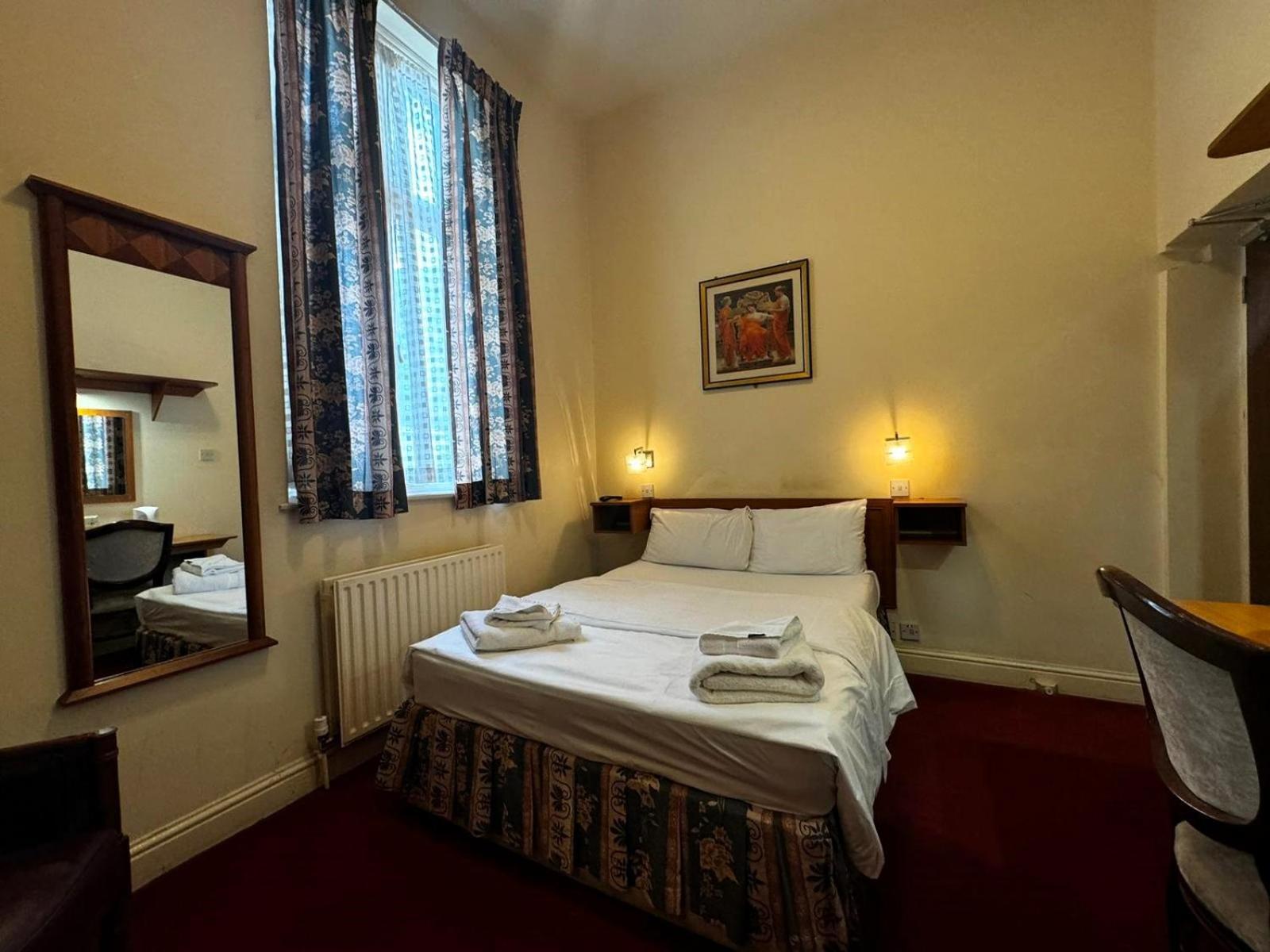 Inn Bridge Park 3*