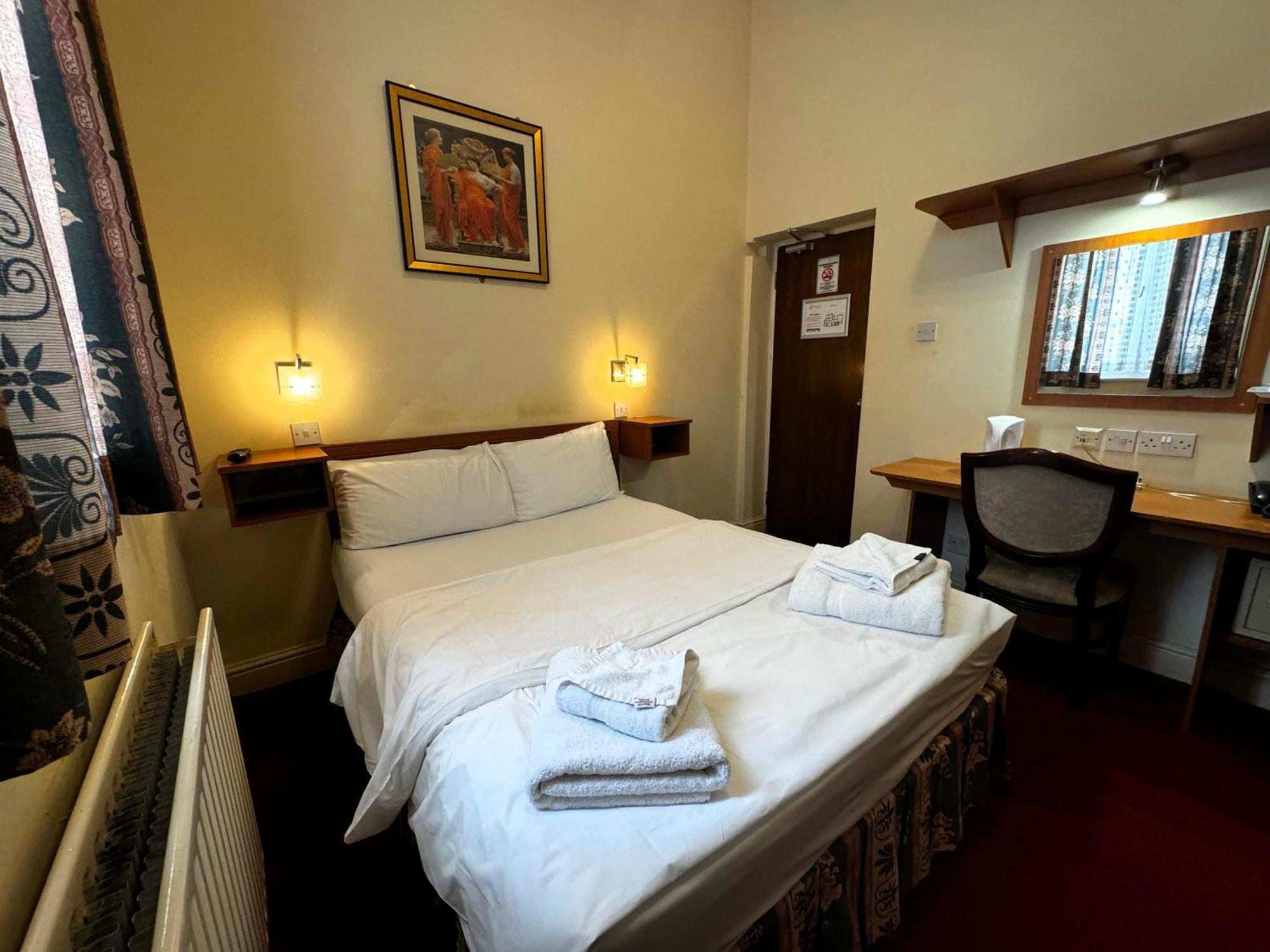 Inn Bridge Park 3*