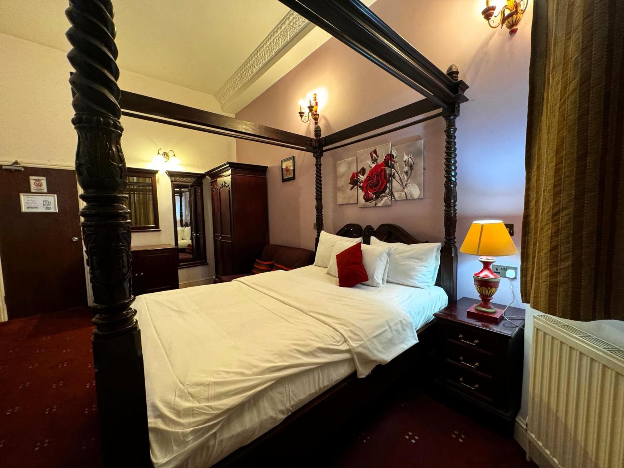 Bridge Park Inn London