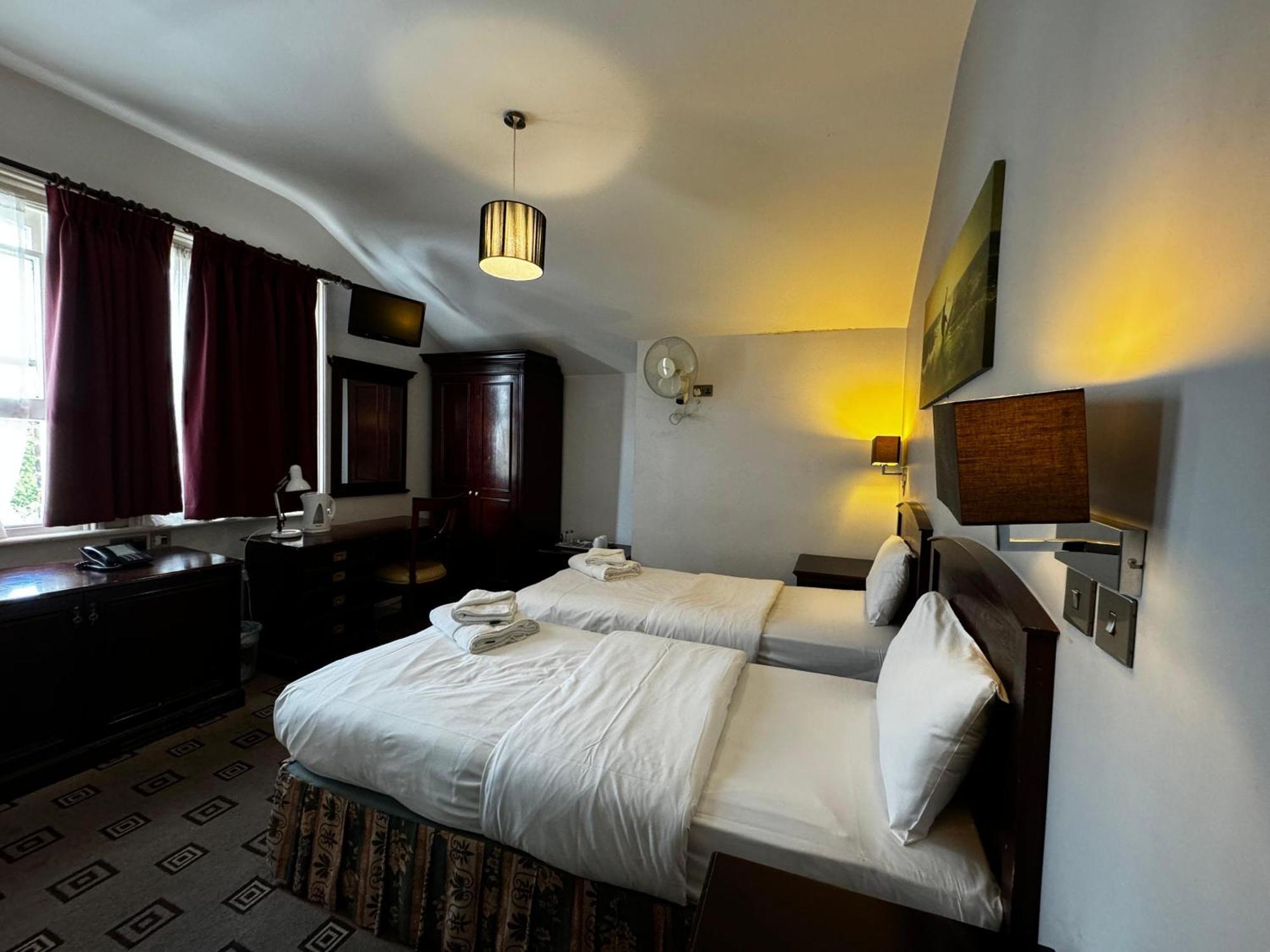 Bridge Park Inn