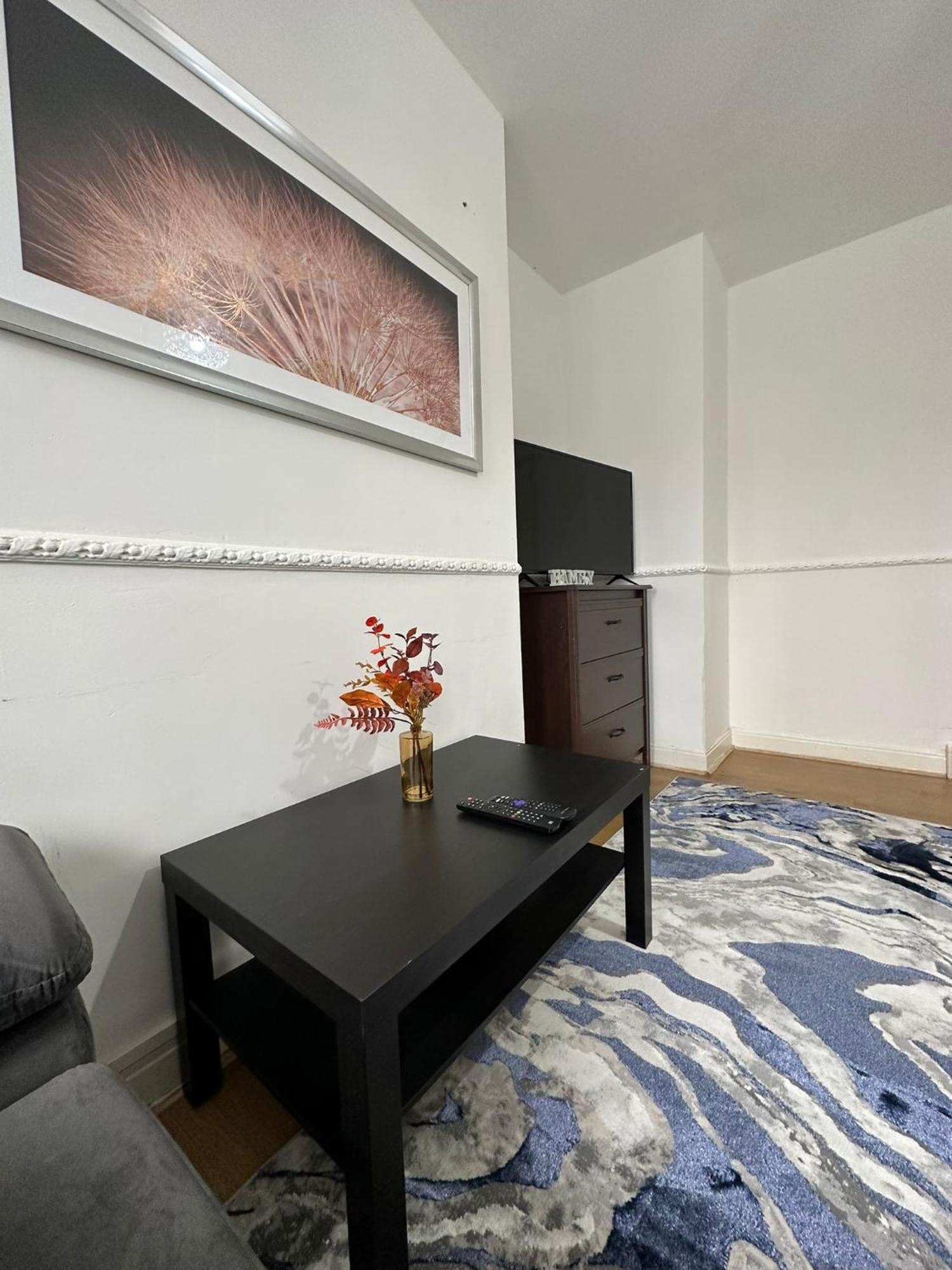 Apartment Lovely Spacious 2 Bedroom Flat In Bethnal Green, 3mins Away From Station