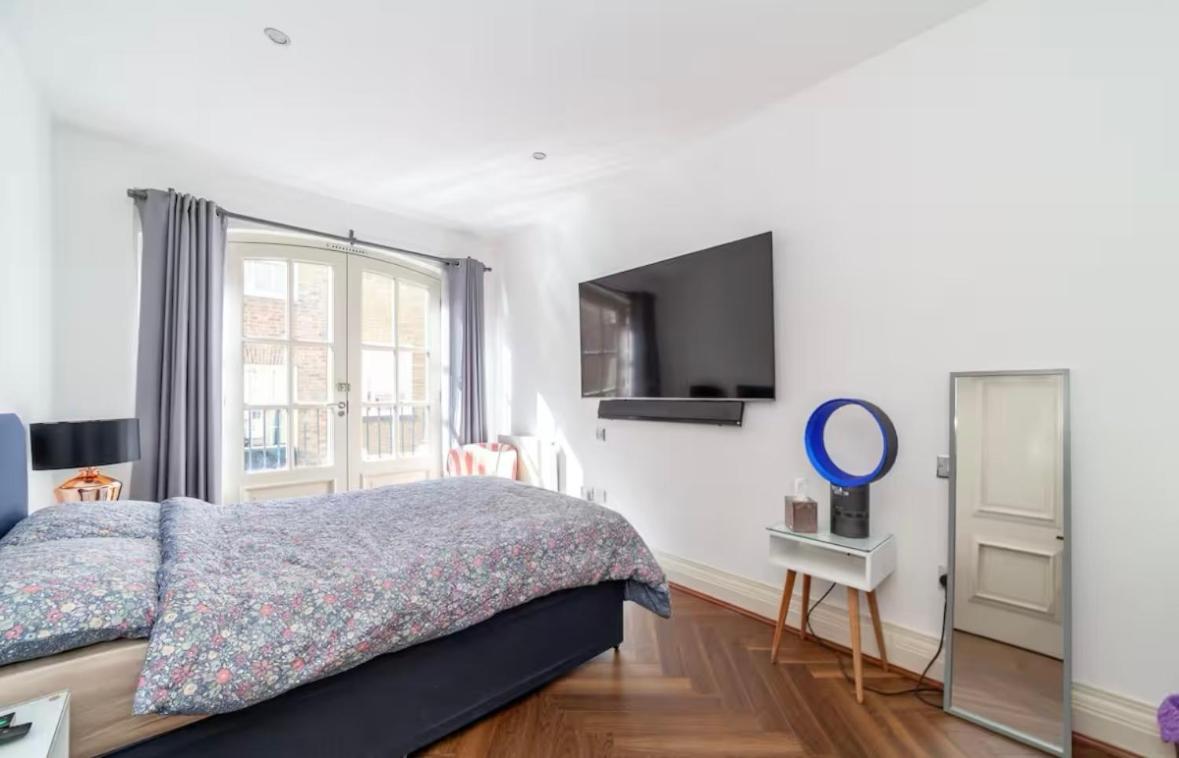 Luxury 2 Bedroom House Near Mayfair - Prime Location *
