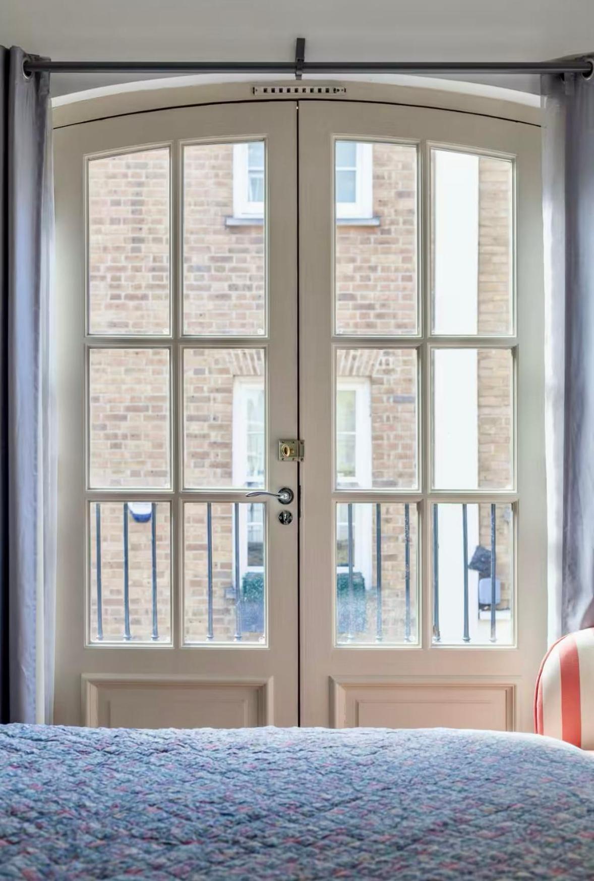 Homestay Luxury 2 Bedroom House Near Mayfair - Prime Location *