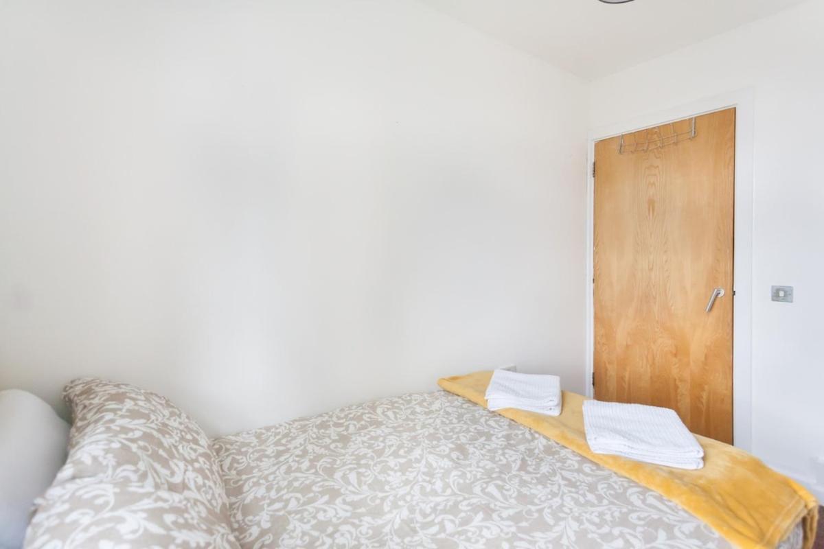 Cozy 2 Bedroom Near Tower Bridge * London