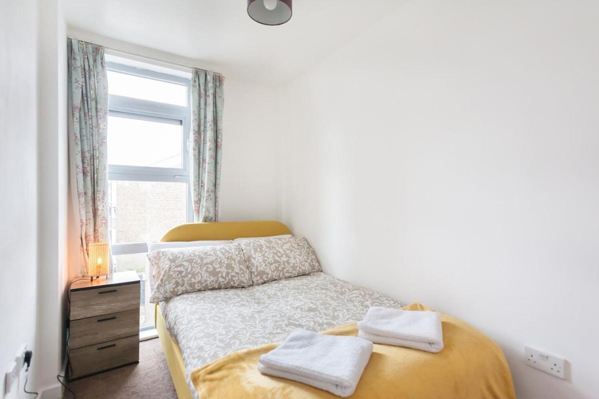 2 Bed Entire *