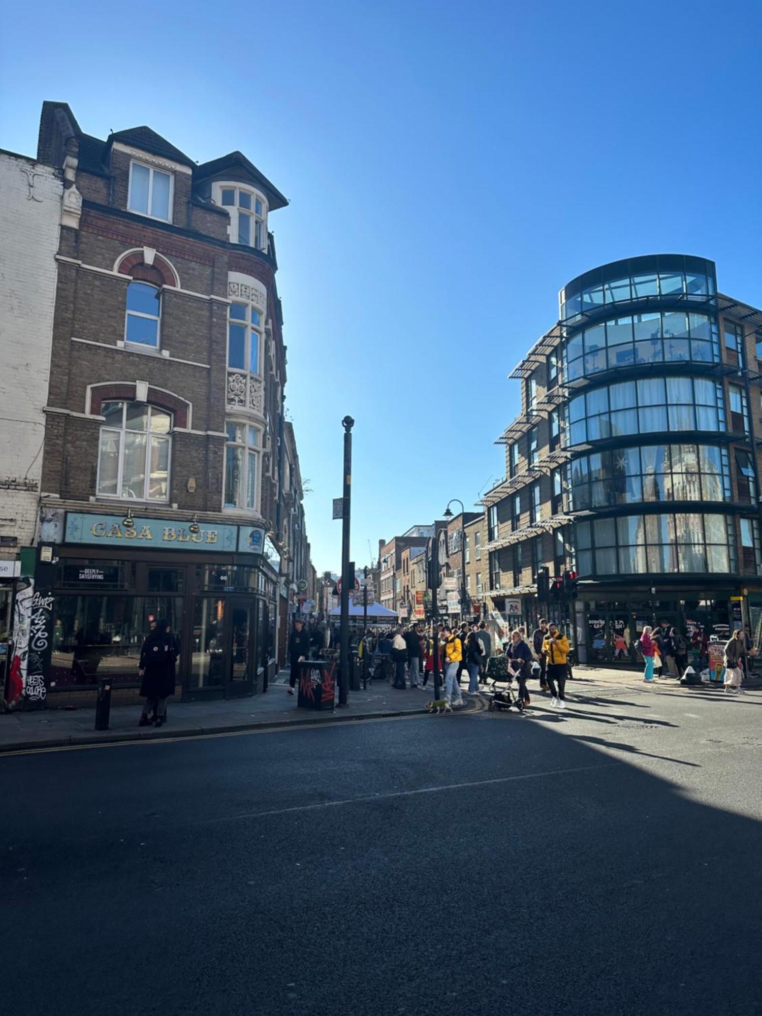 Small En-suite Shoreditch London