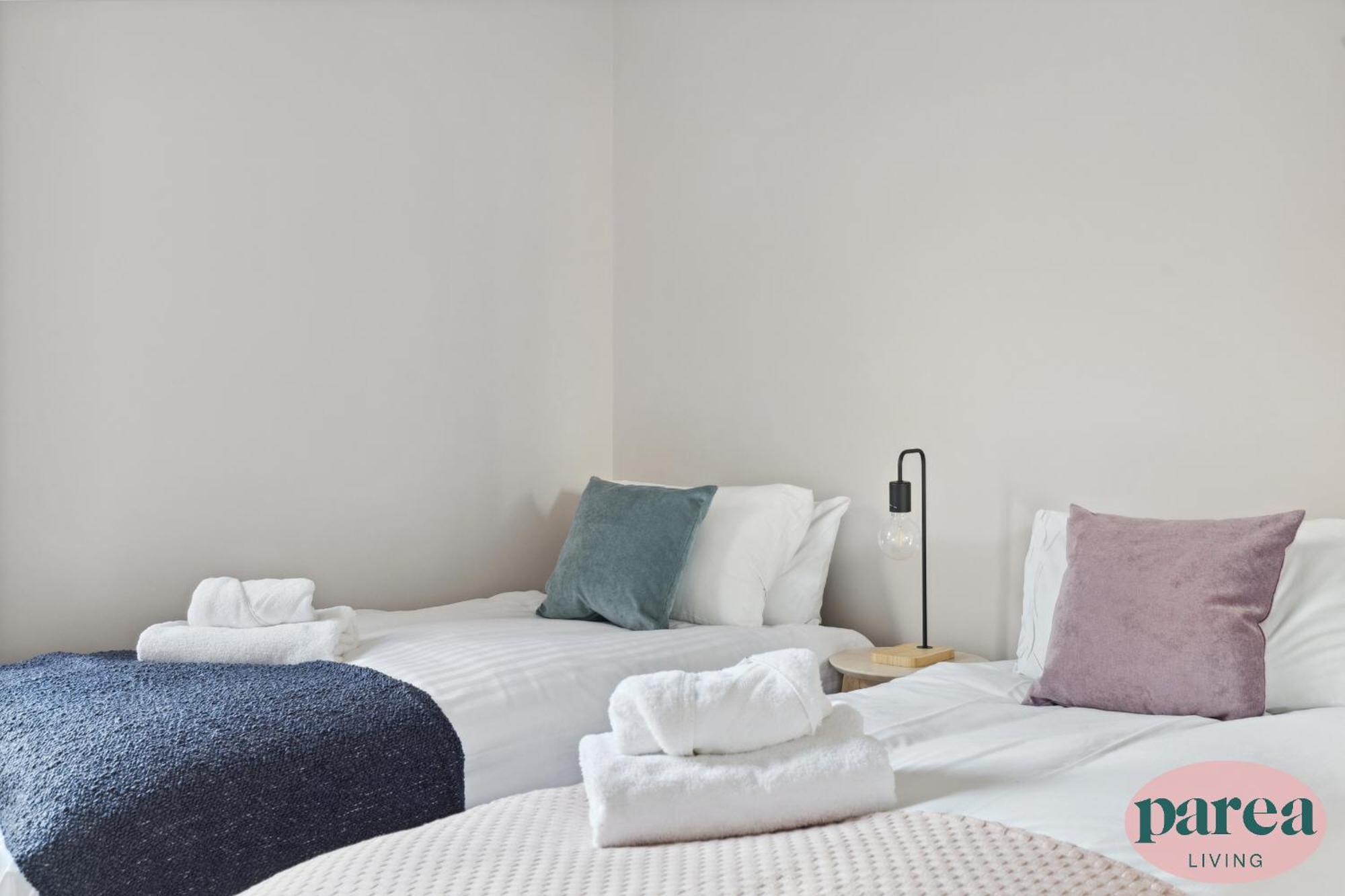 Parea Living - Charming Leyton Cozy East Retreat Londen