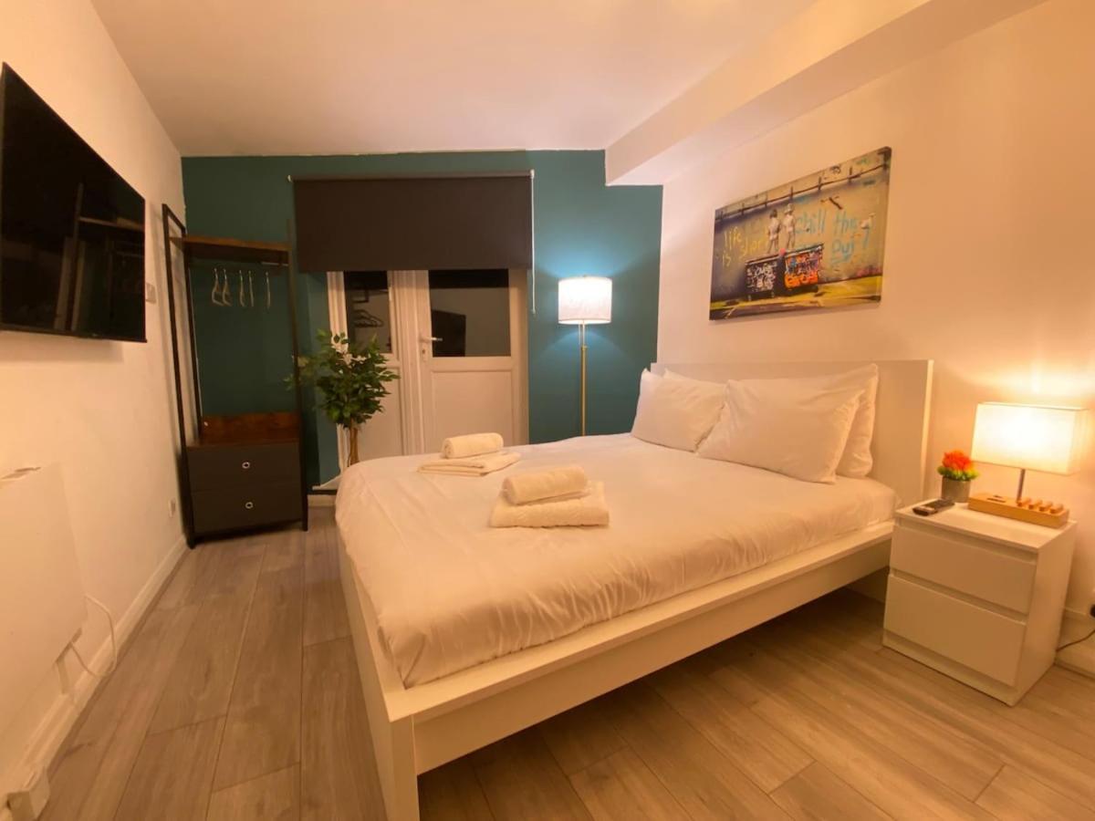 Cityscape Apartment London