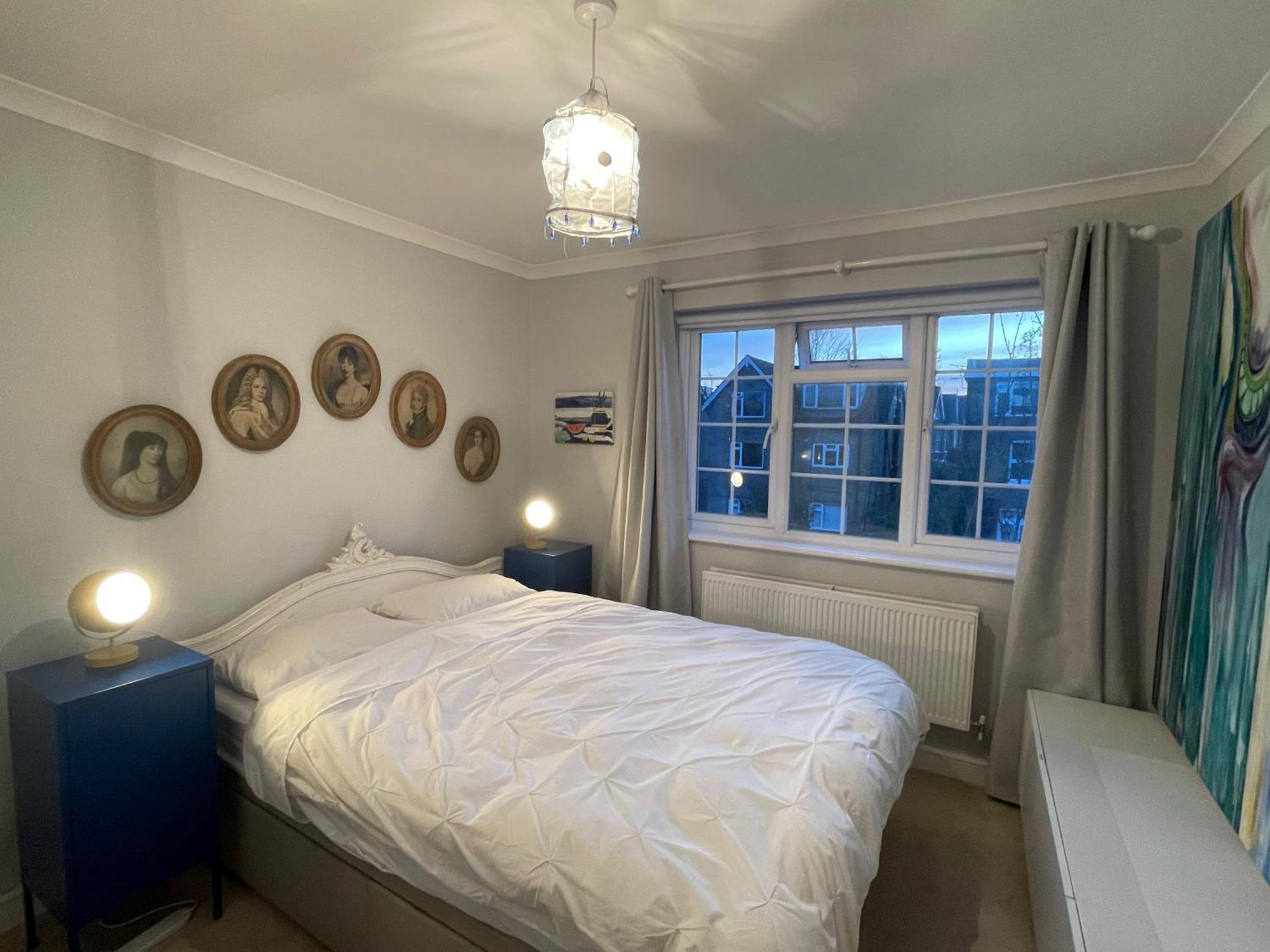 Cosy Kew Flat With Two Bedrooms Homestay *