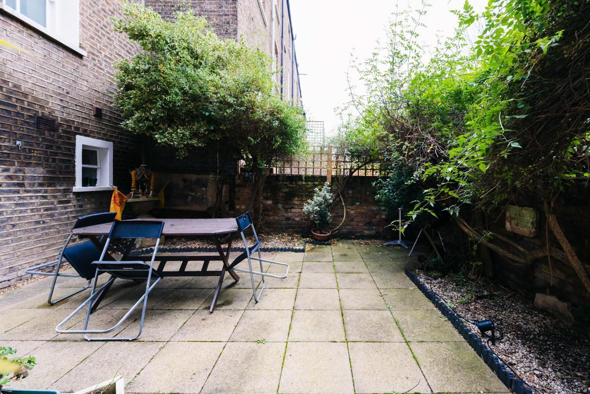 2 Bed Portobello Rd - Moments From Tube! Ferienhaus *