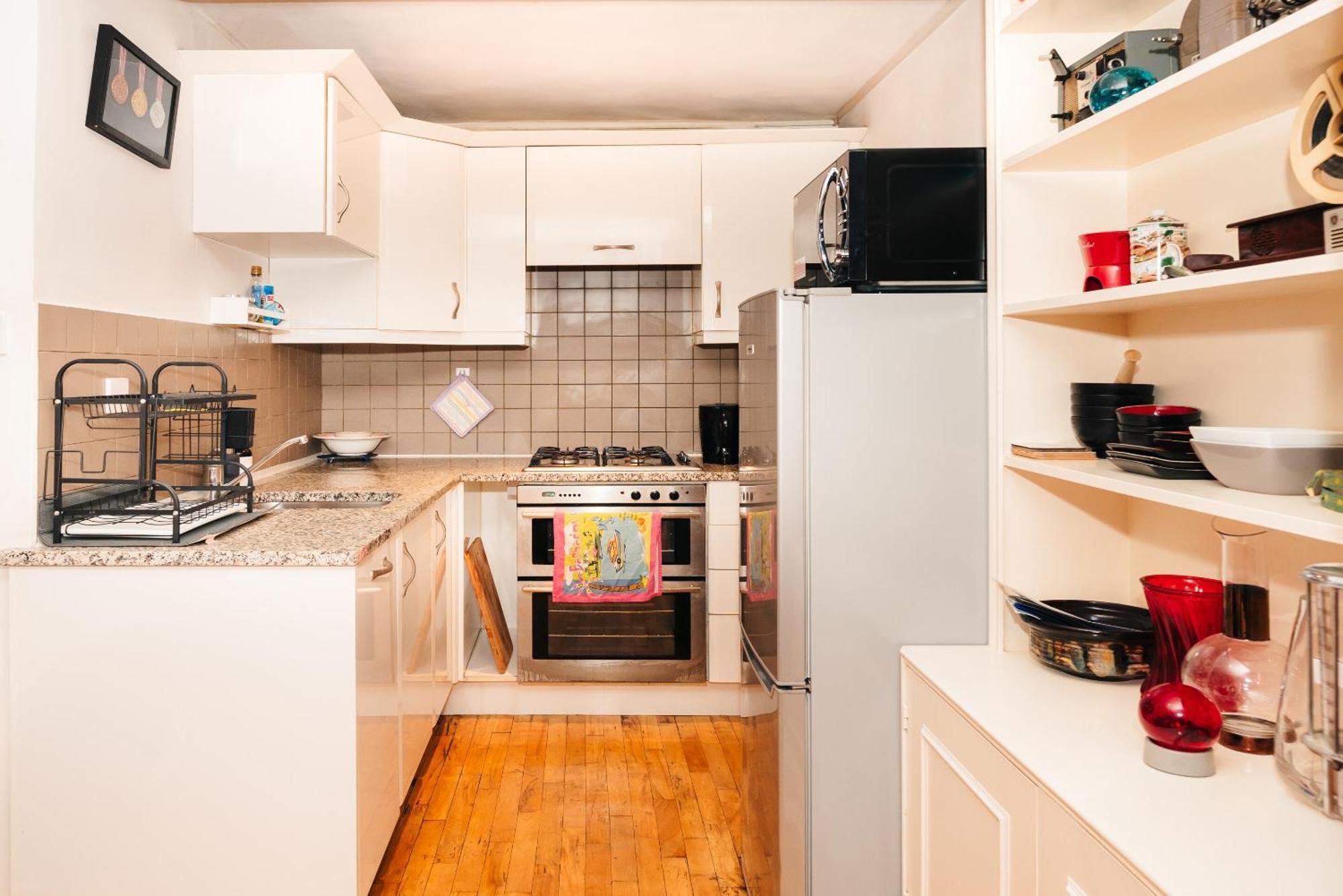 2 Bed Portobello Rd - Moments From Tube! London