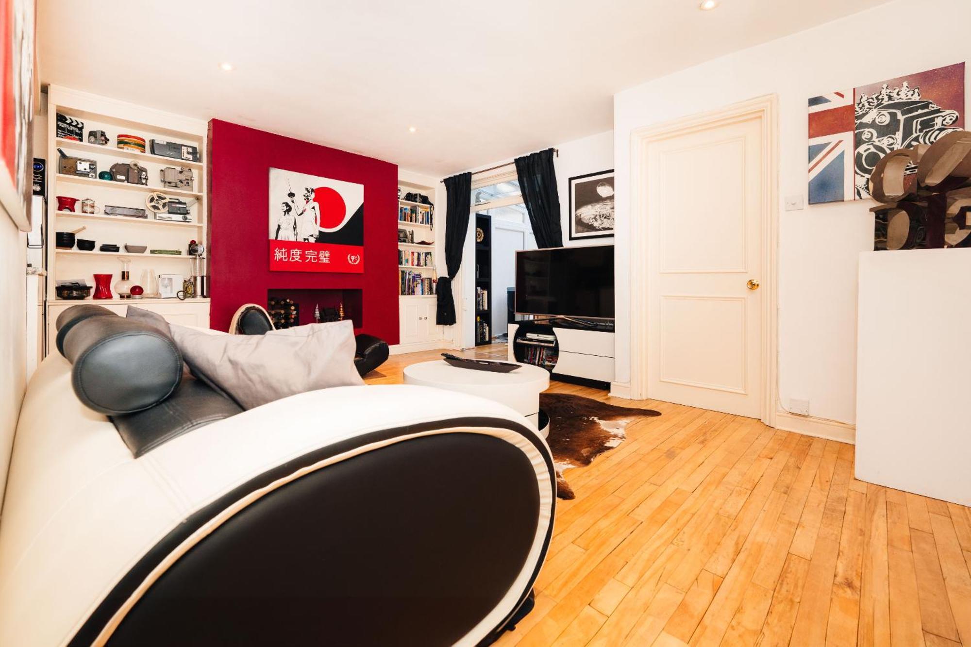2 Bed Portobello Rd - Moments From Tube! London