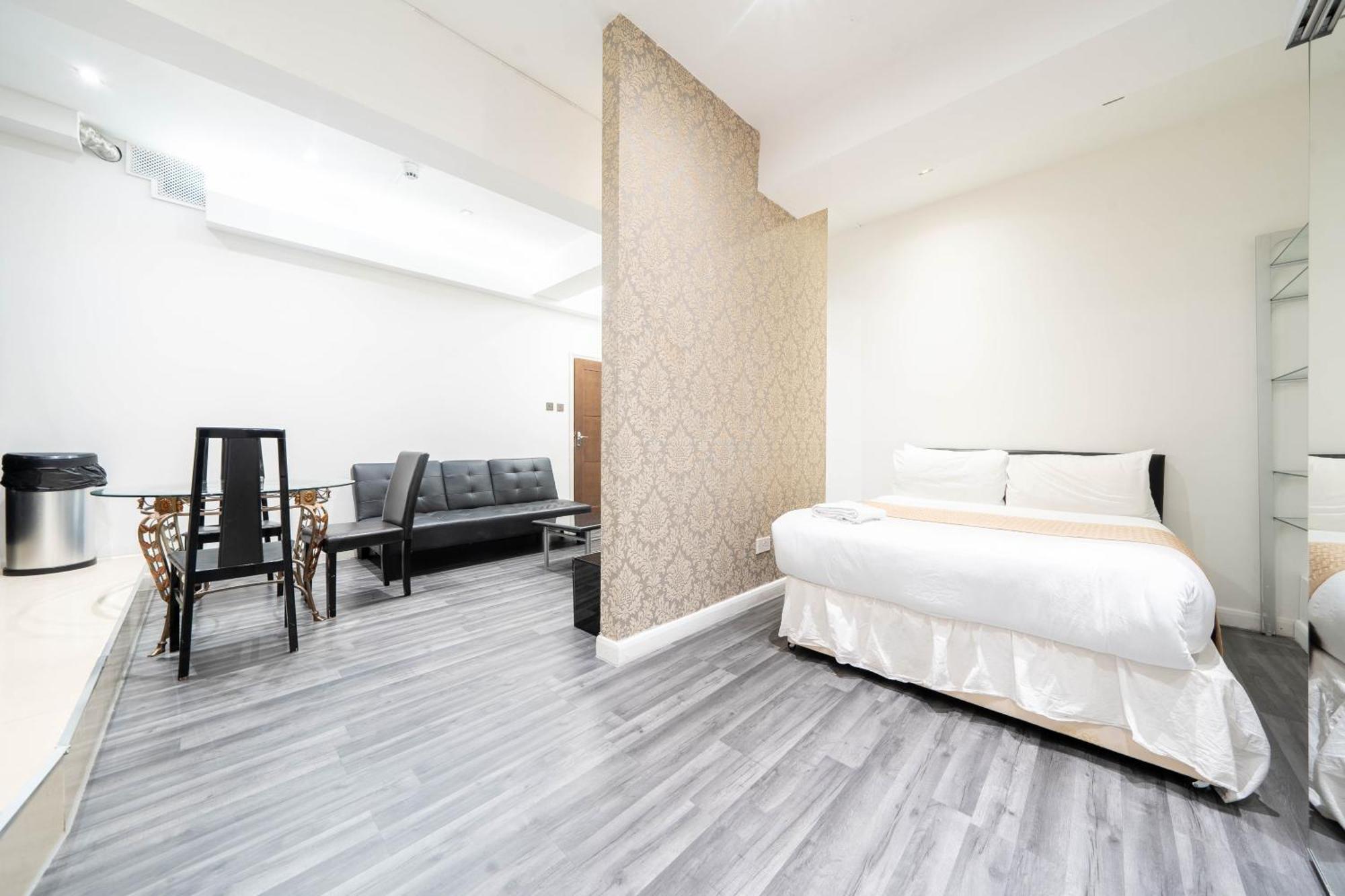 At Marble Arch Apartment