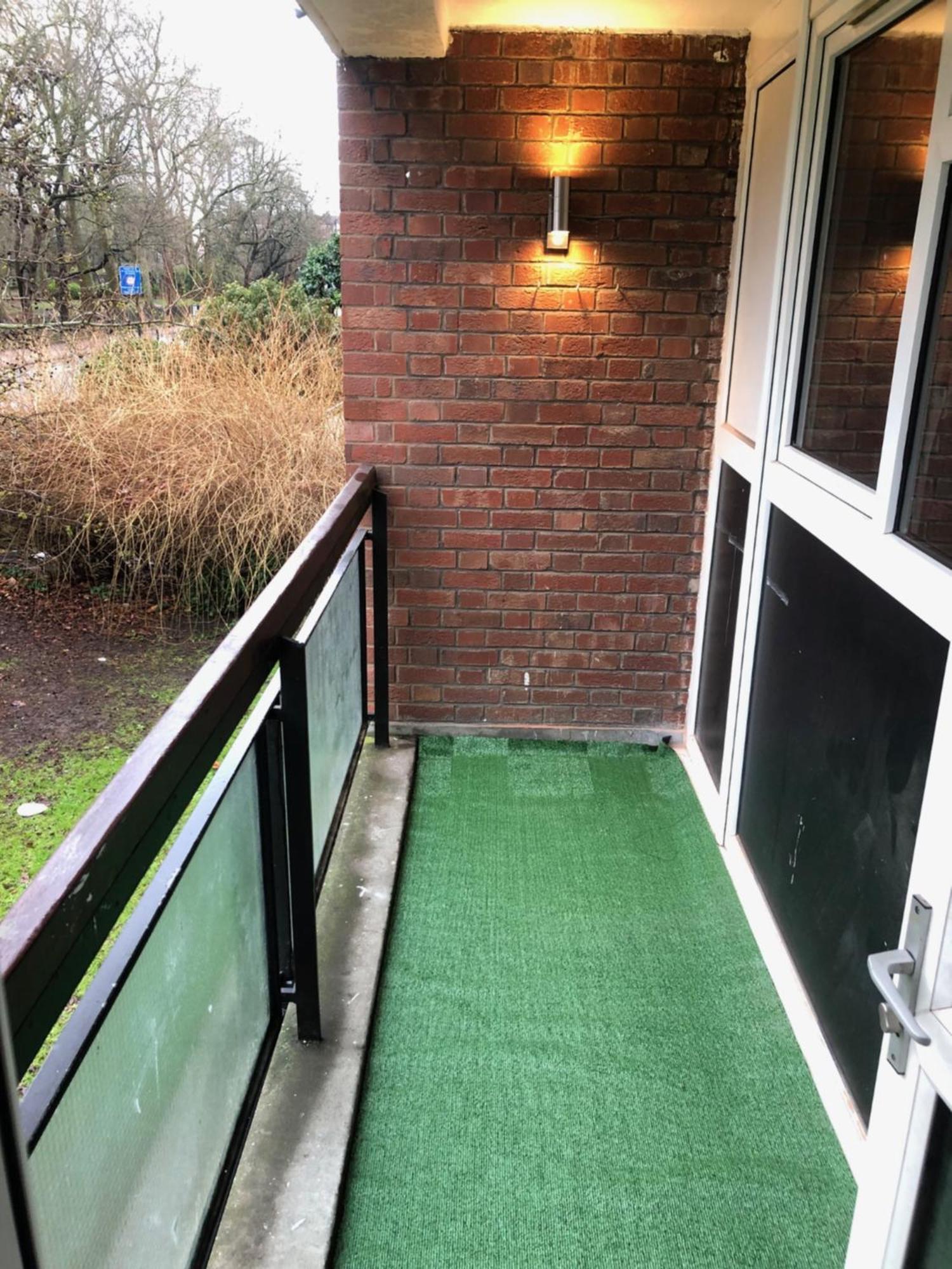 Apartment 1 Bed-park View-balcony-wifi-pet Friendly London