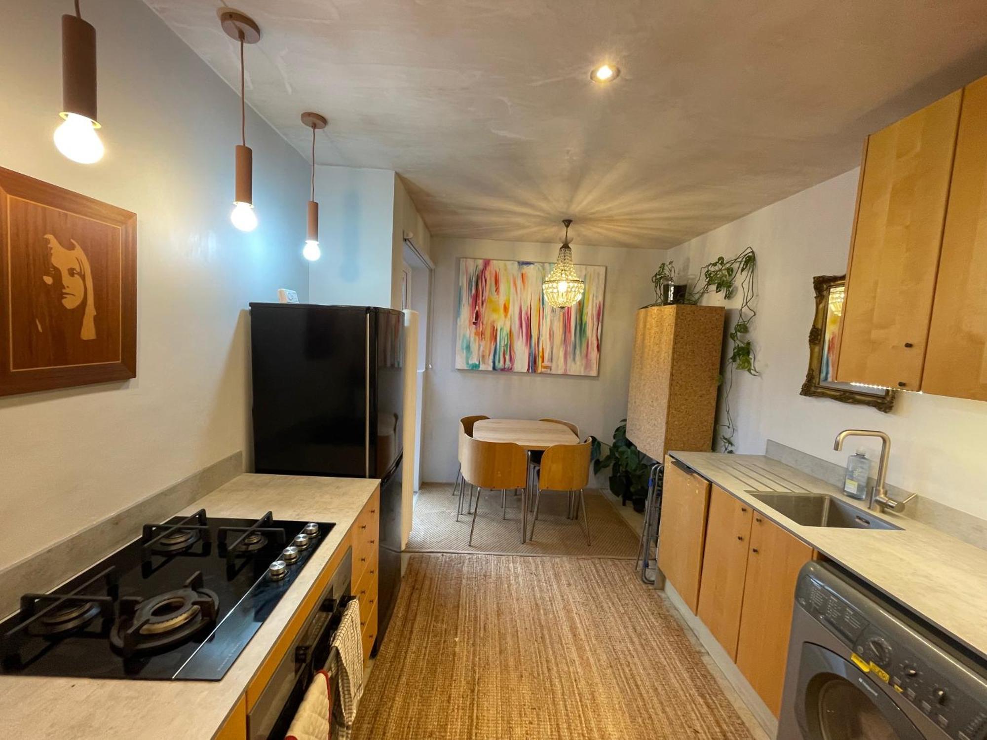 Cosy Kew Flat With Two Bedrooms Homestay London