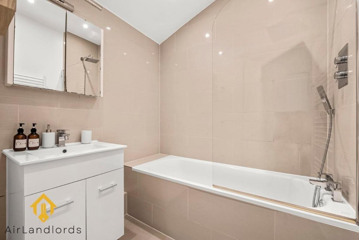 Apartment Exclusive 2 Bedroom Flat Near In Shepherds Bush