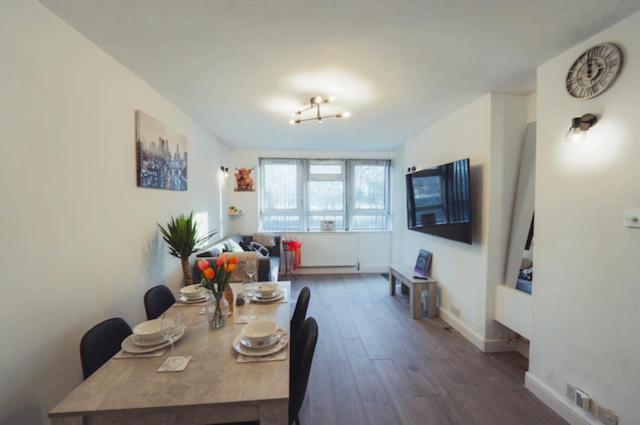 Apartment 1 Bed-park View-balcony-wifi-pet Friendly