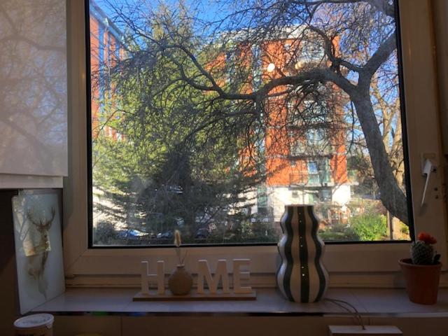 1 Bed-park View-balcony-wifi-pet Friendly Apartment London