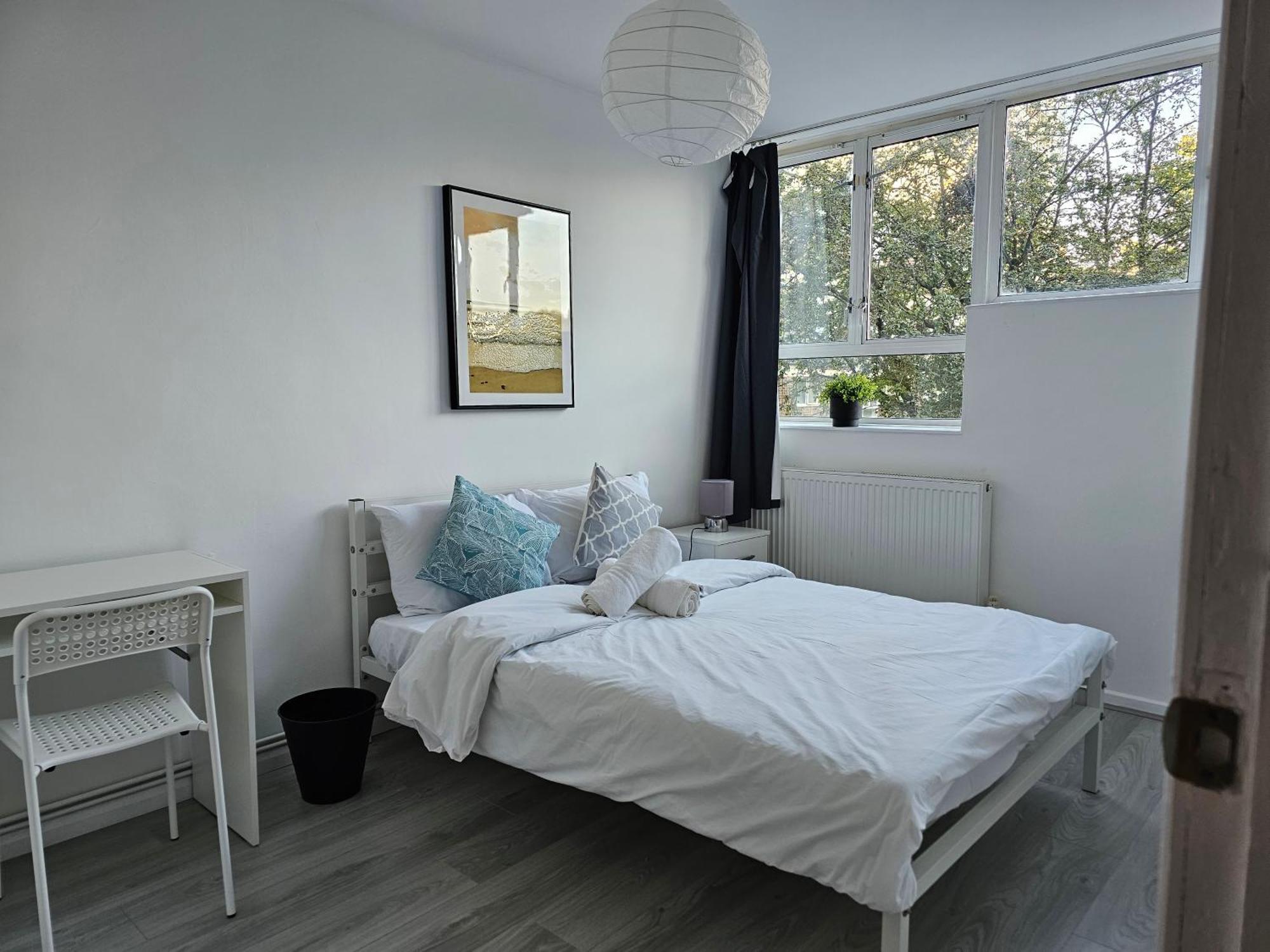E1 Guest house London