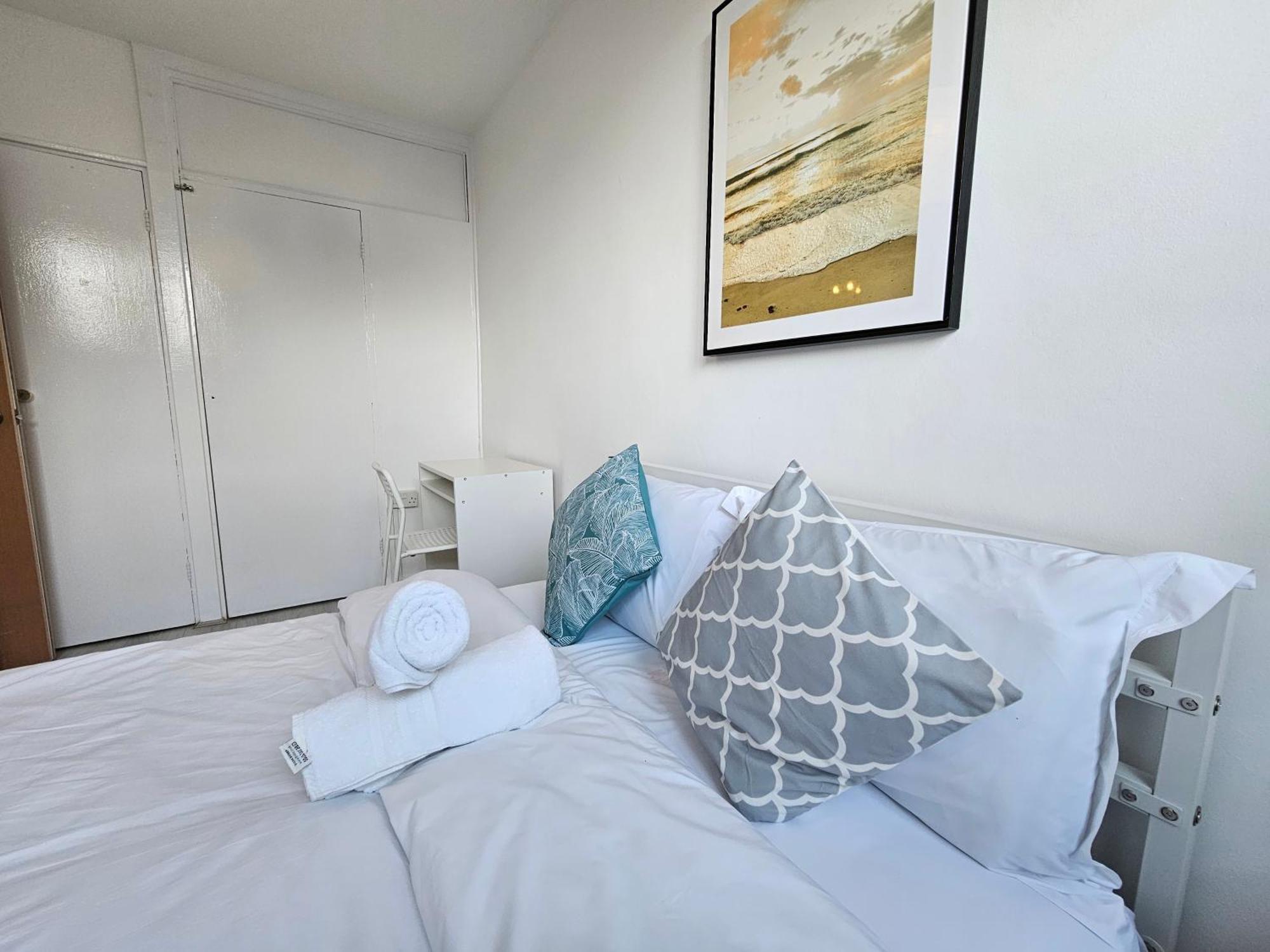 E1 Guest house