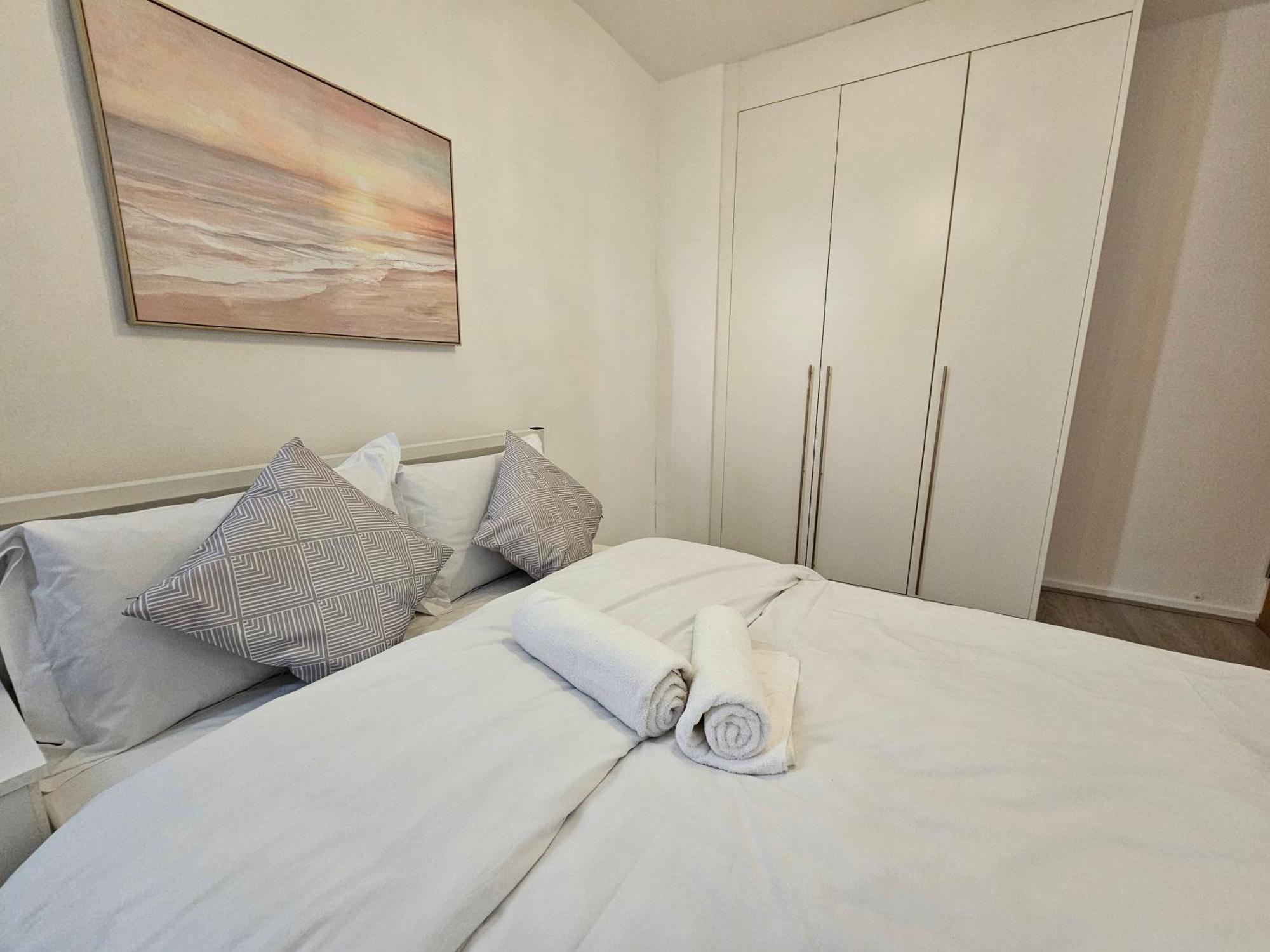 E1 Guest house