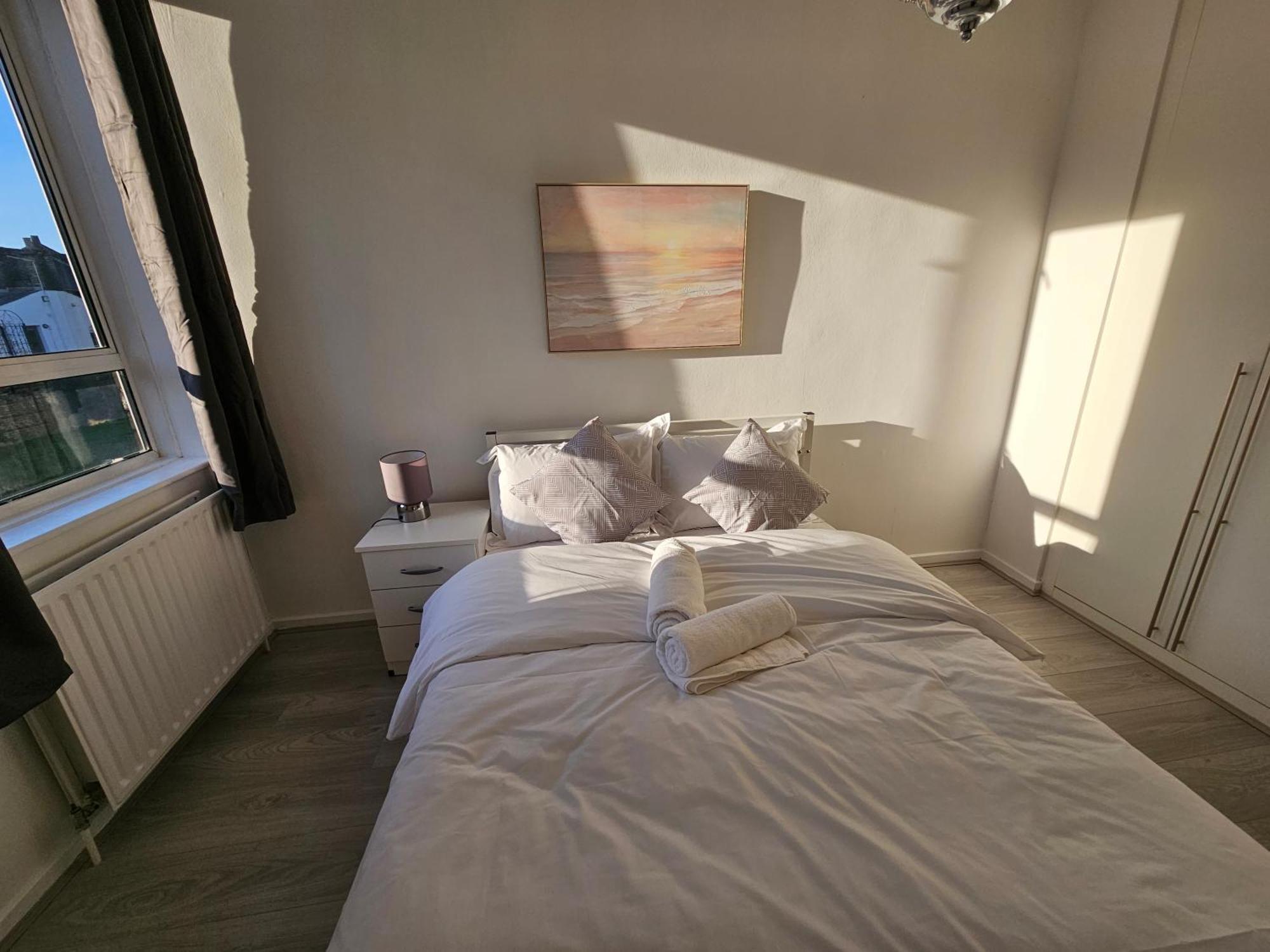 E1 Guest house London