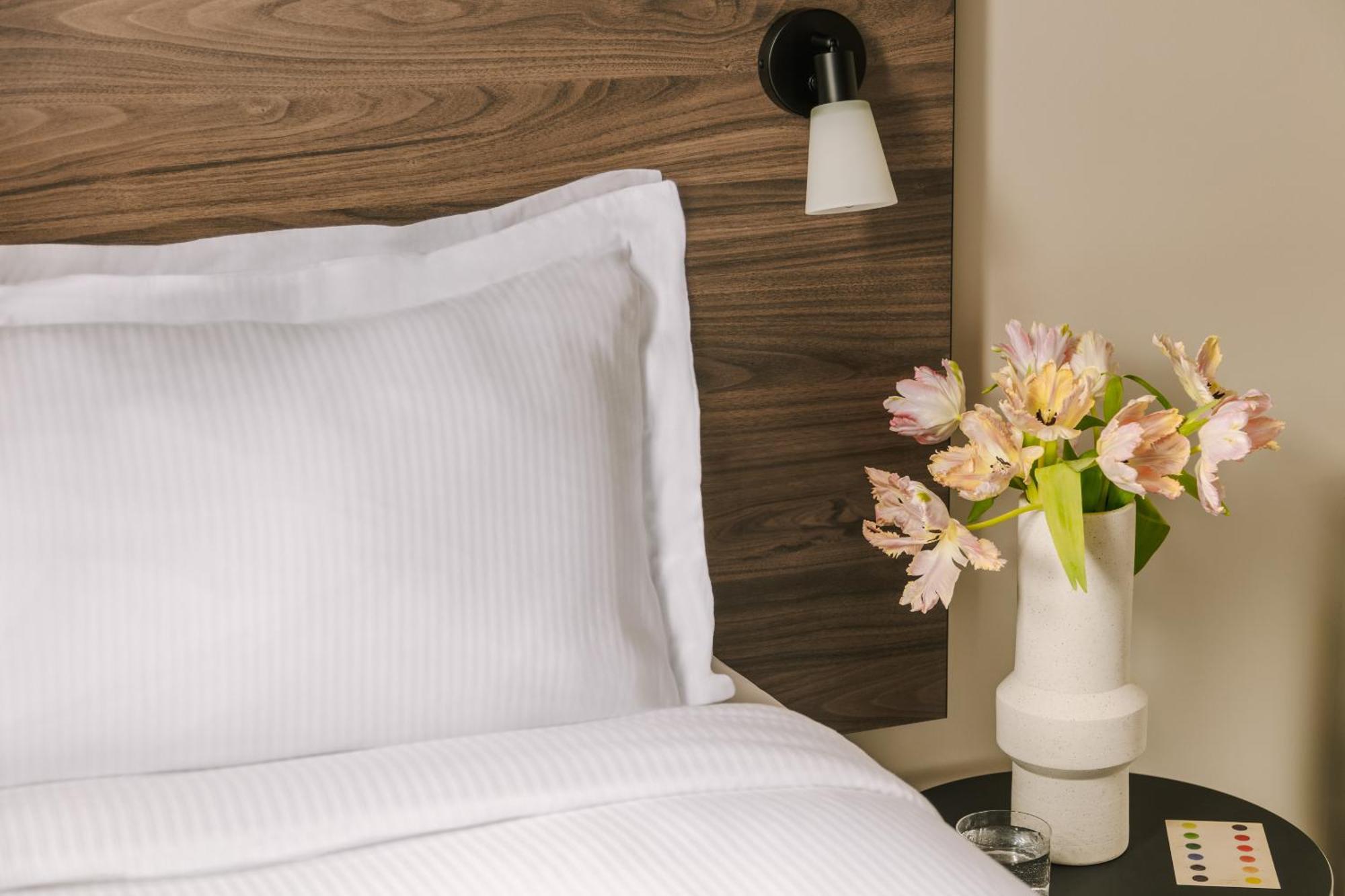 Hotel The Gilbert South Kensington, Sonder By Marriott Bonvoy London