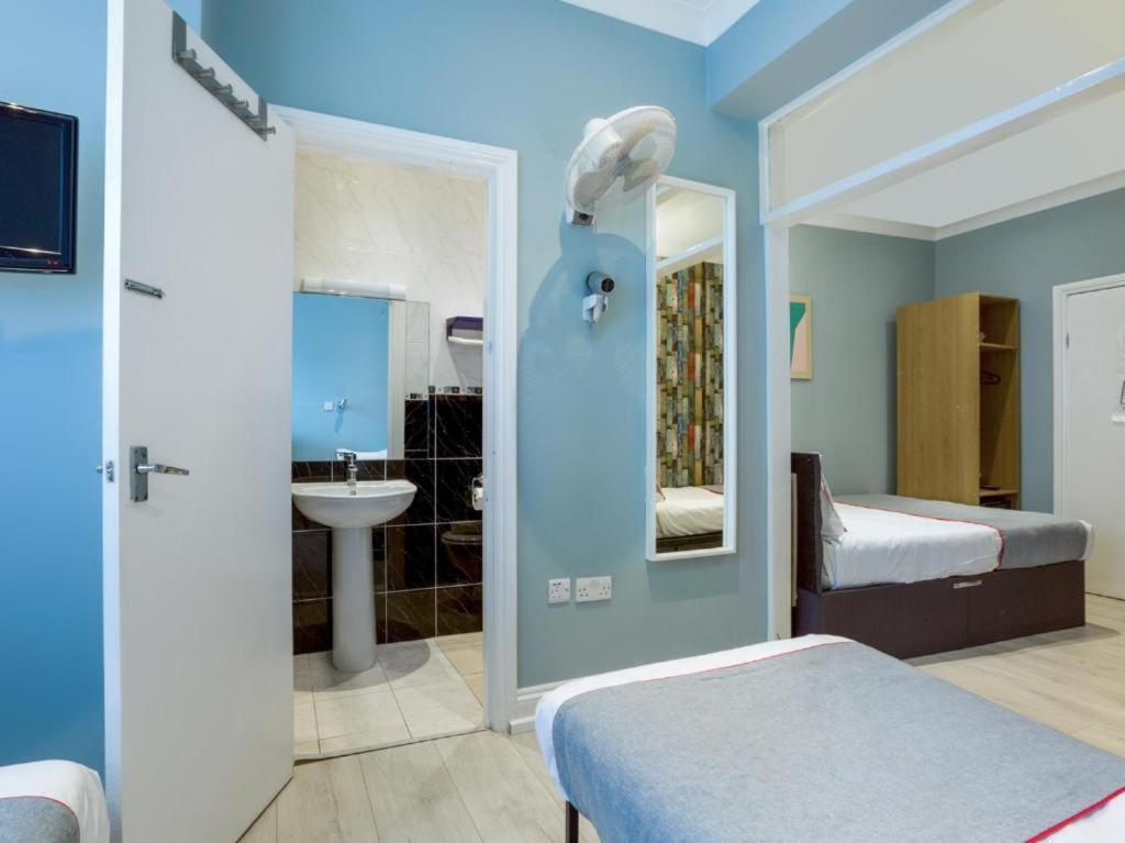 Orlando Hotell 2*