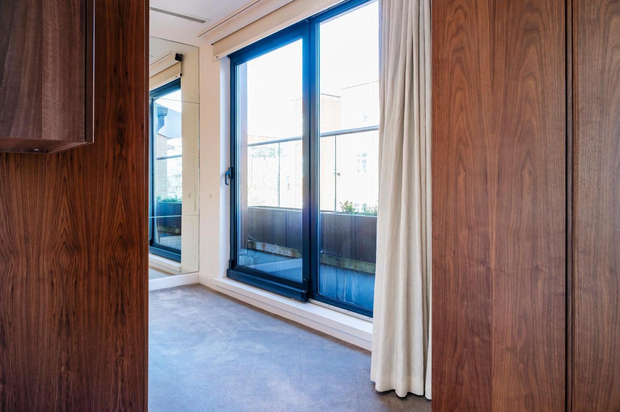 Arcore Premium Primrose Hill