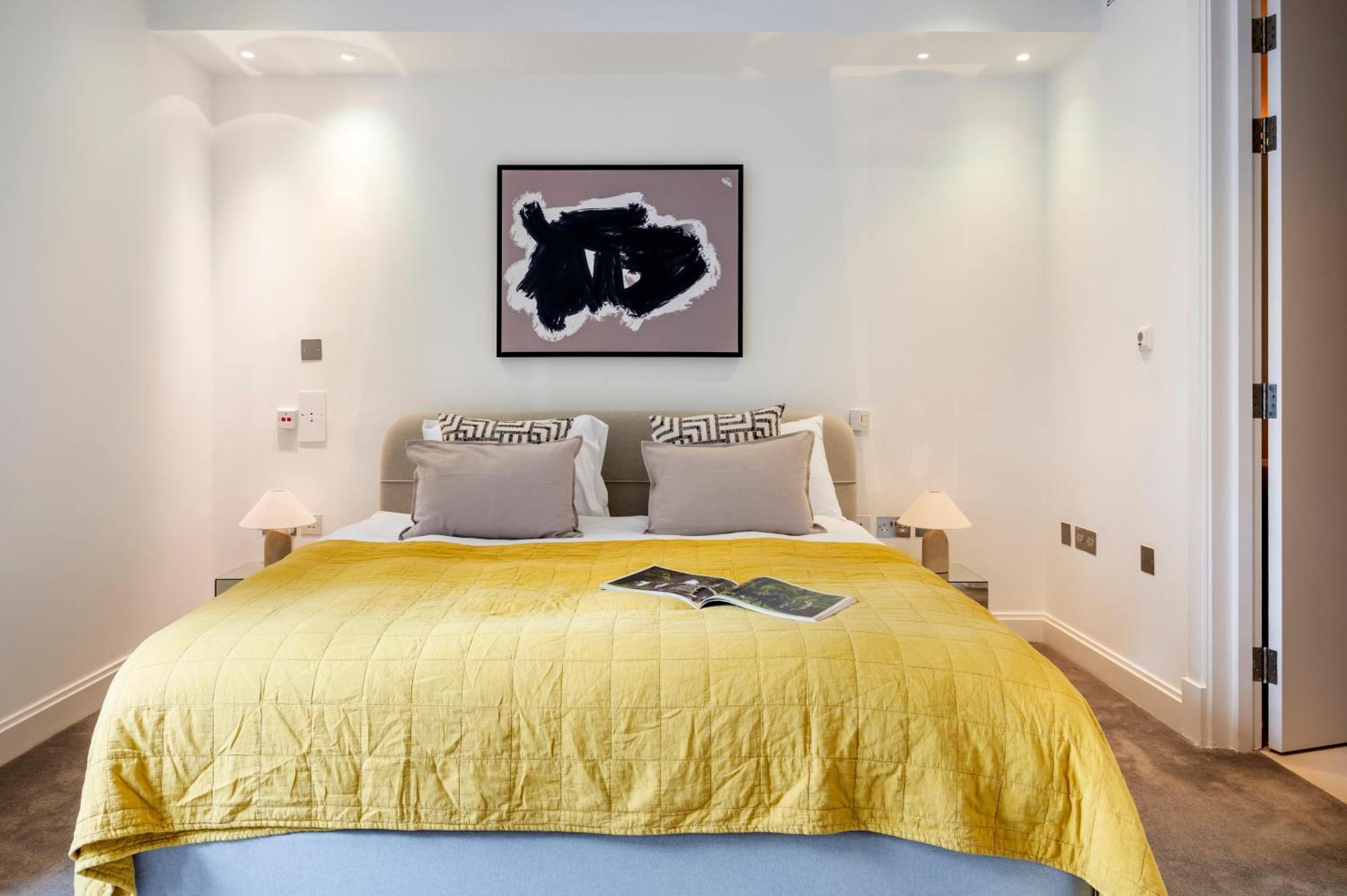 Arcore Premium Primrose Hill