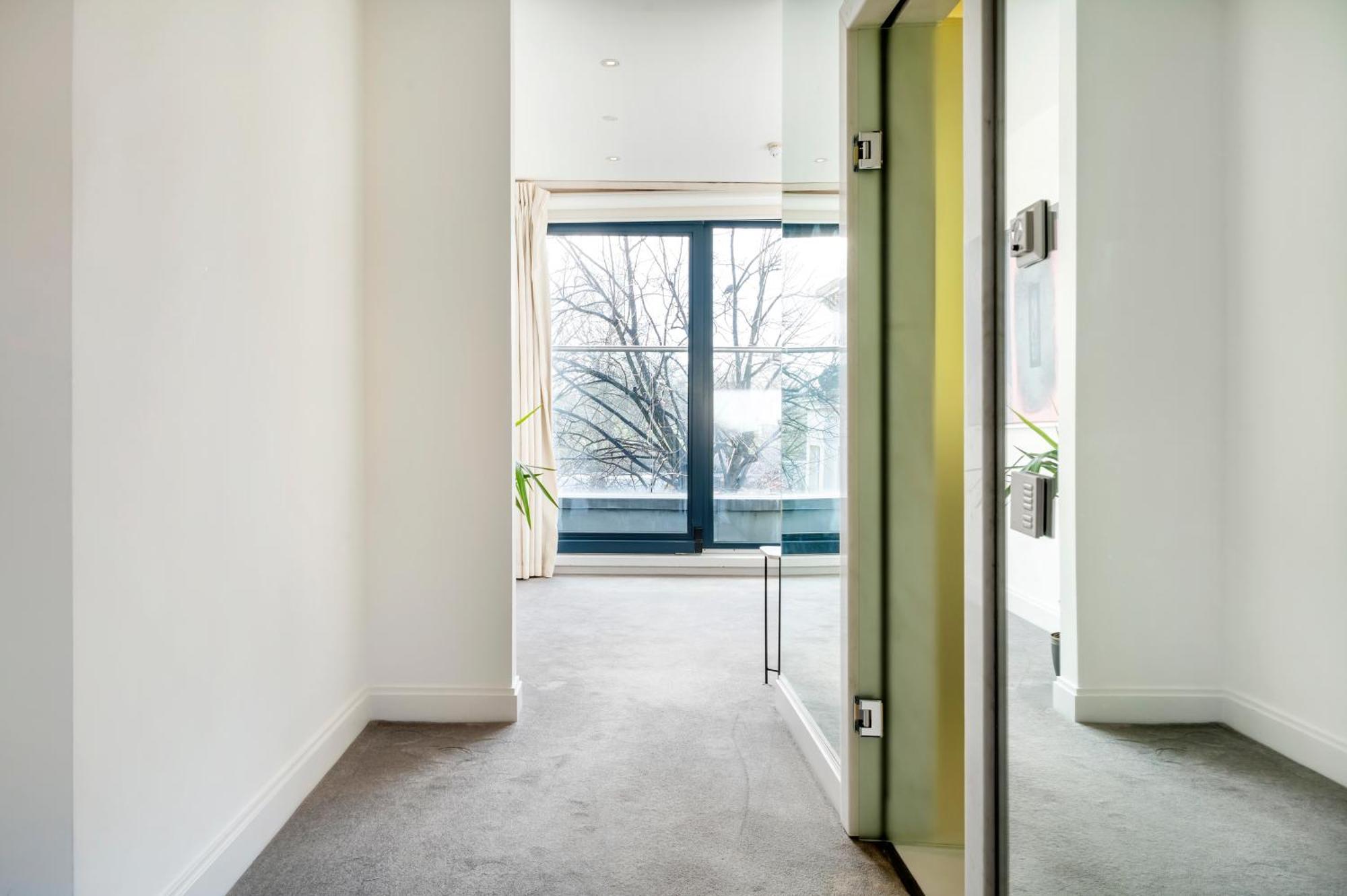 Arcore Premium Primrose Hill