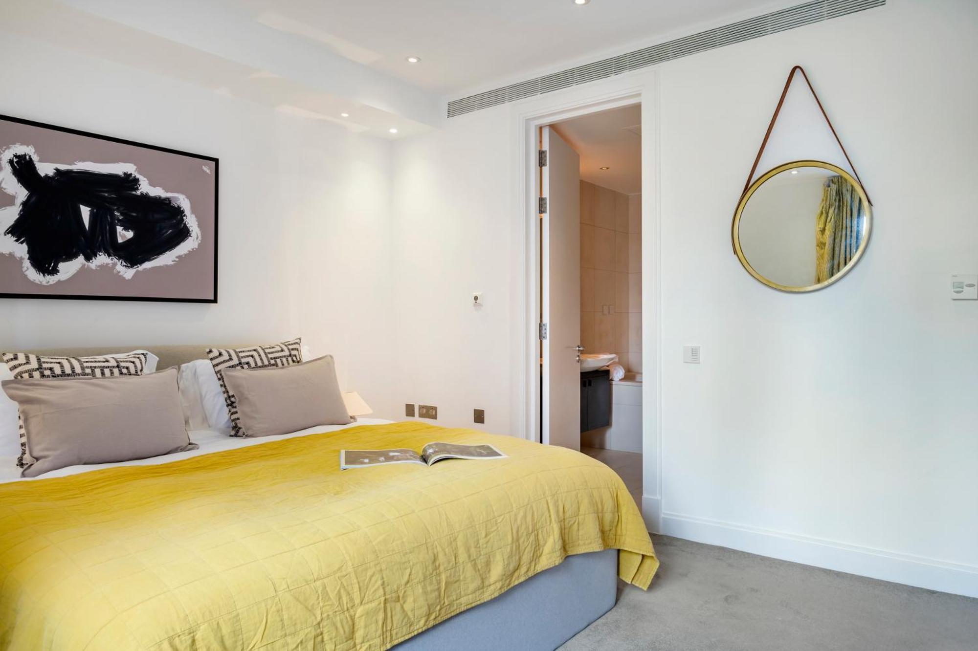 Arcore Premium Primrose Hill Apartment