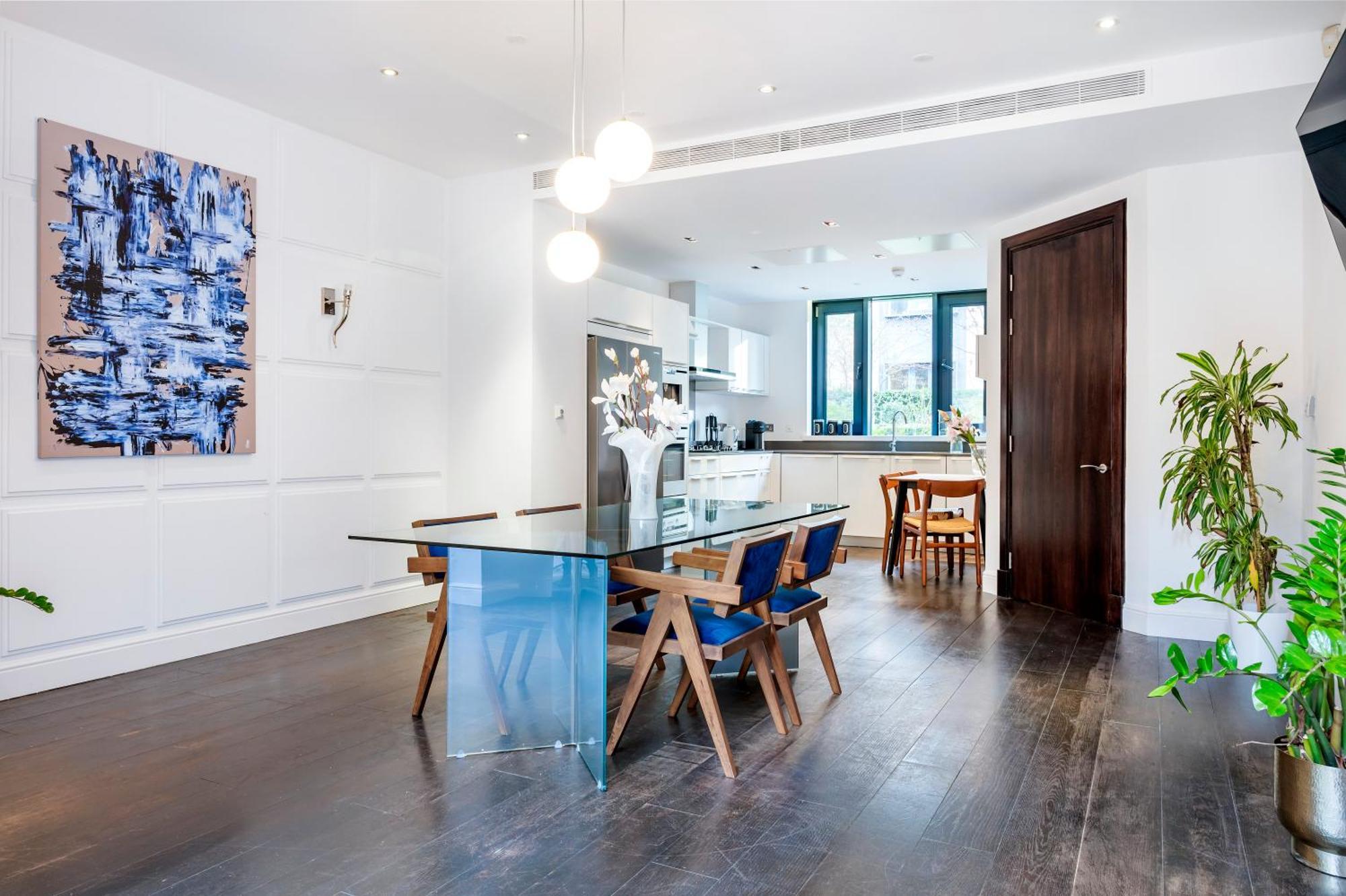 Arcore Premium Primrose Hill *