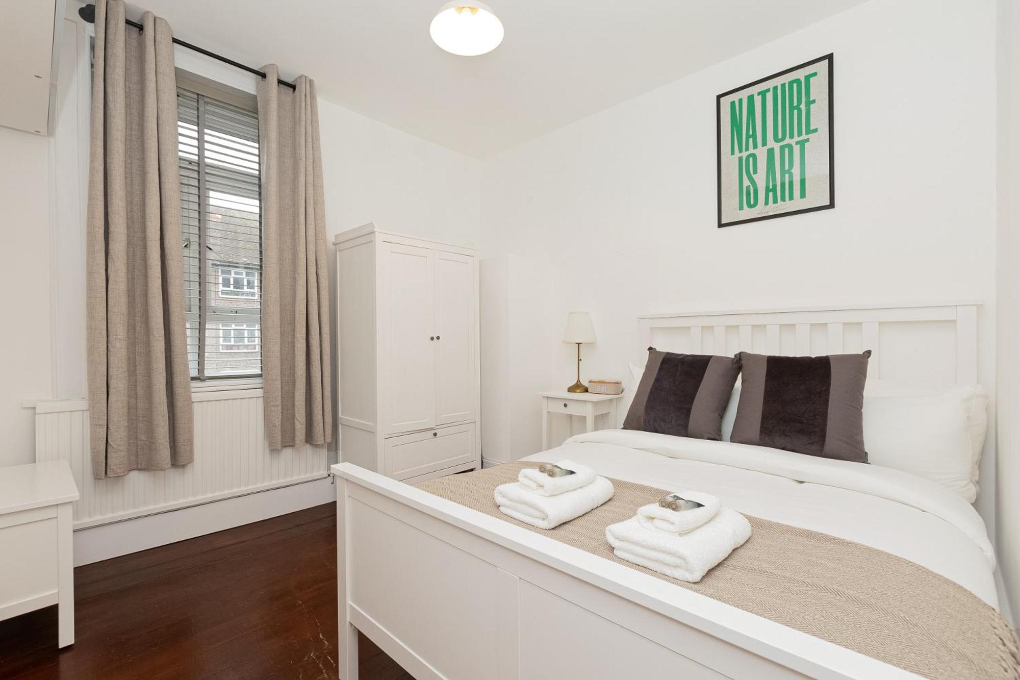 Lovely 3br Flat W Parking, 10min Homerton Station London