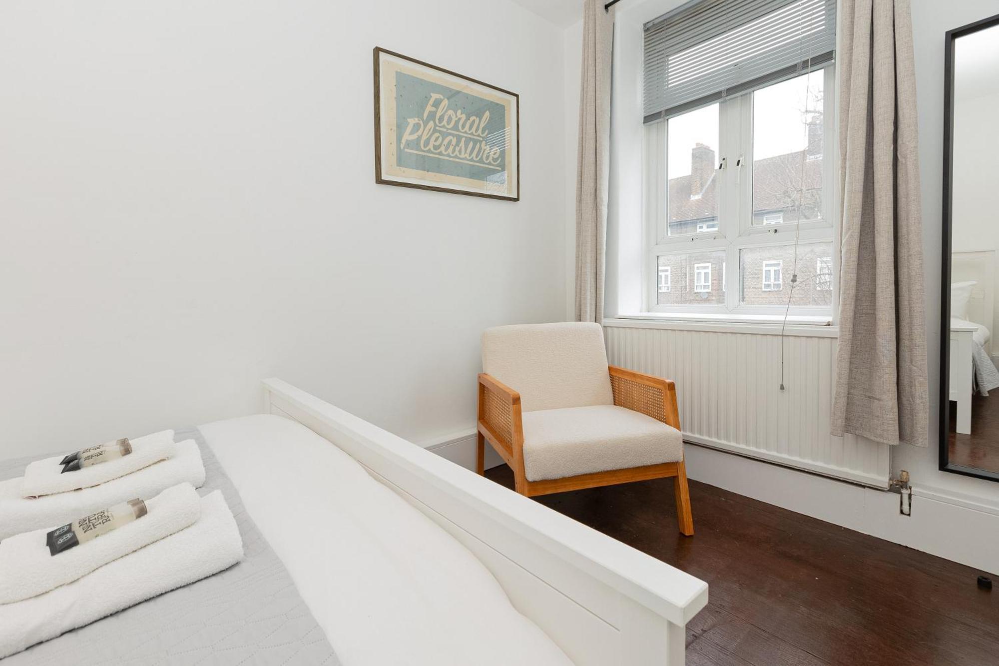 Lovely 3br Flat W Parking, 10min Homerton Station London