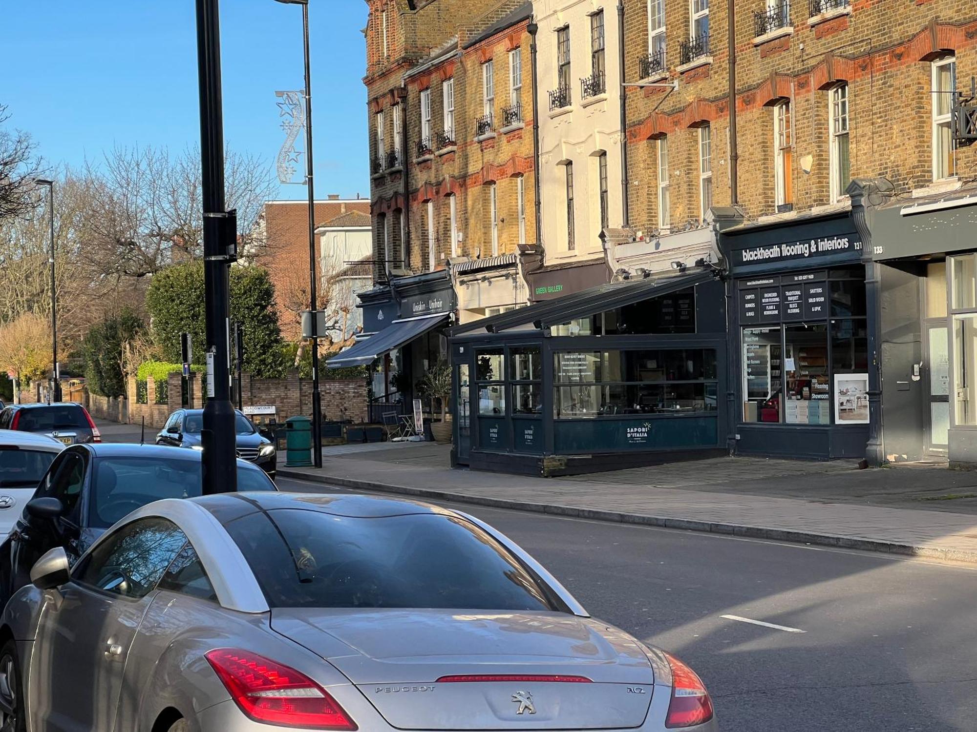 Apartment Luxurious 2 Bed 2 Bath With Parking In Blackheath, *
